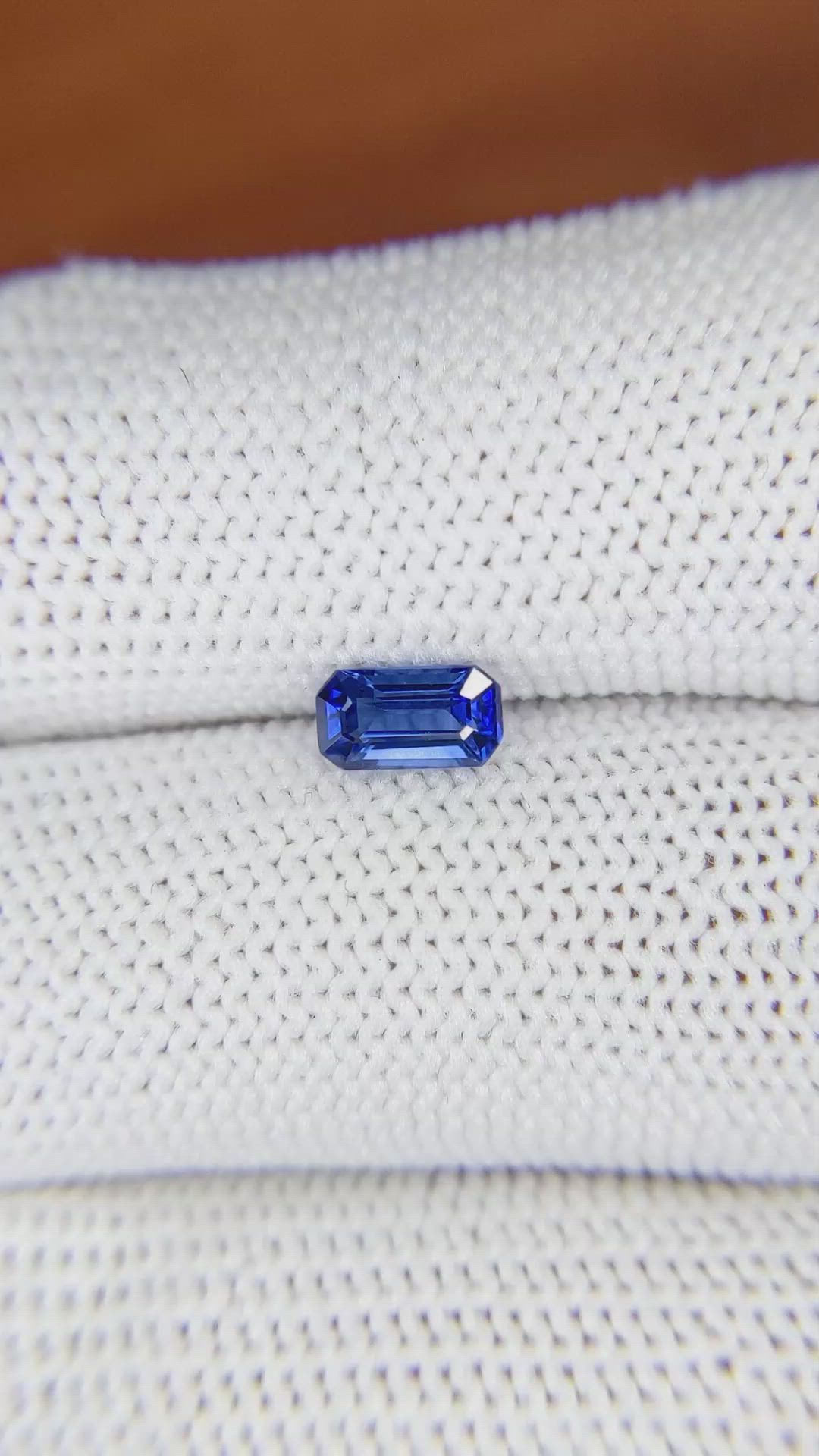 0.73 Ct. Blue Sapphire from Ceylon (Sri Lanka) Size Video