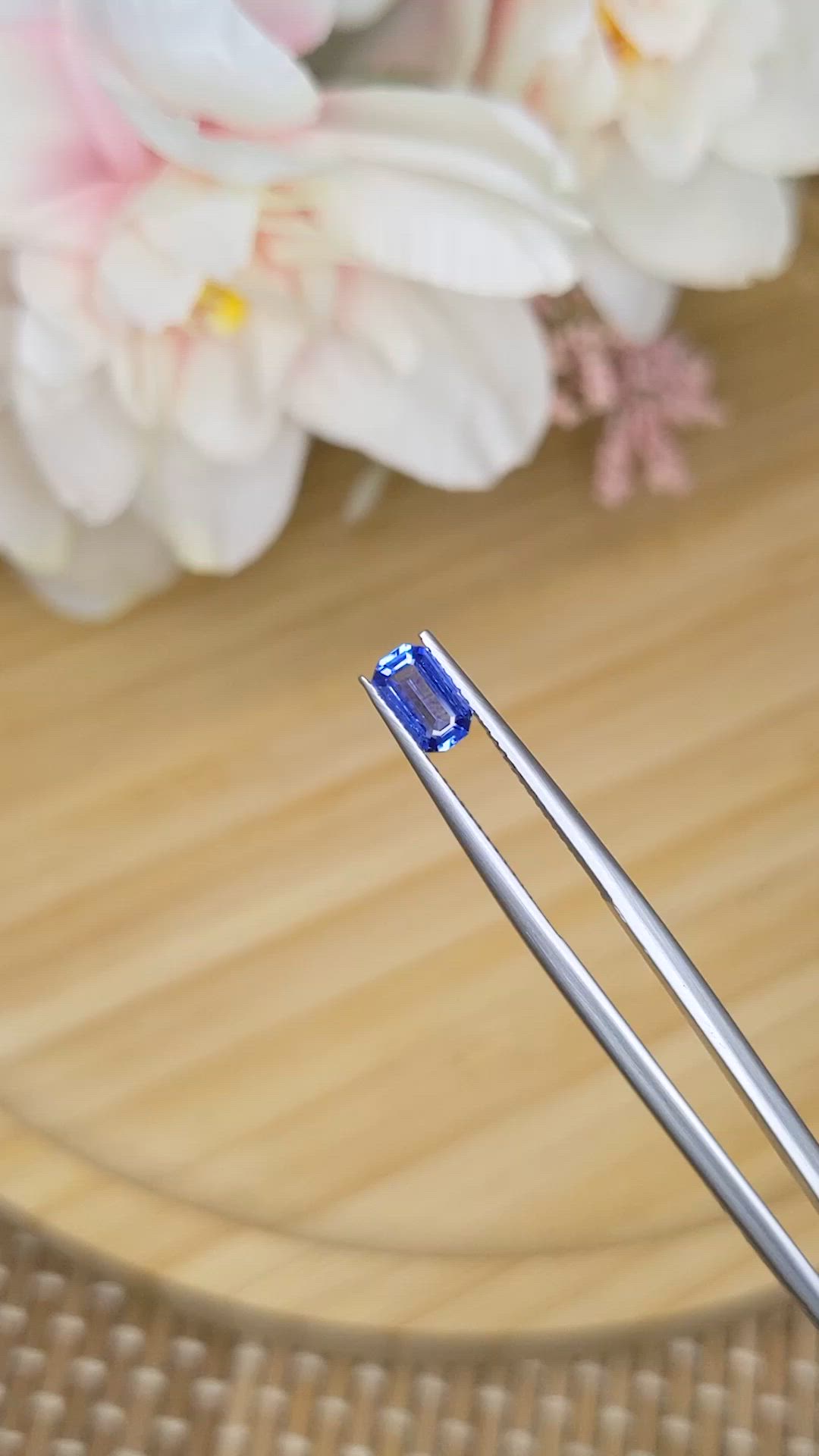 0.61 Ct. Blue Sapphire from Ceylon (Sri Lanka) Size Video