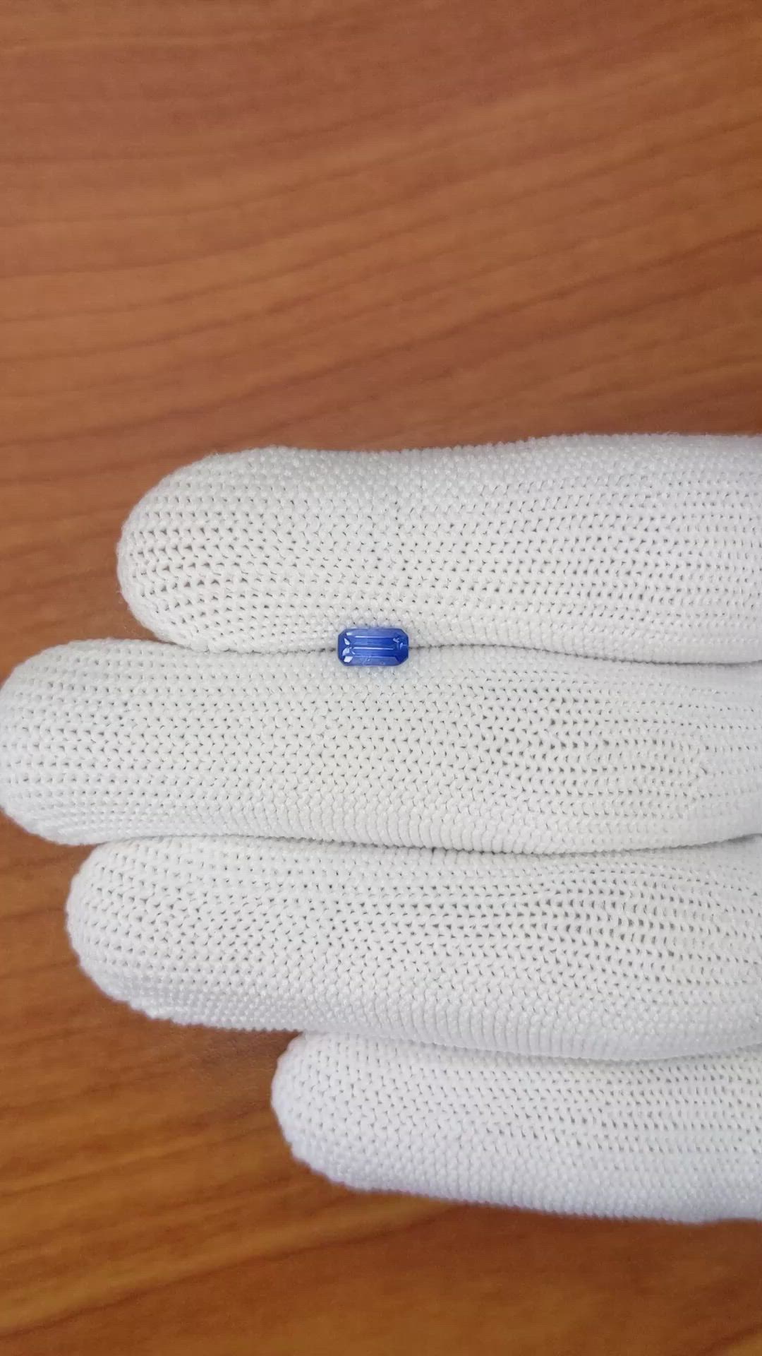 0.49 Ct. Blue Sapphire from Ceylon (Sri Lanka) Size Video