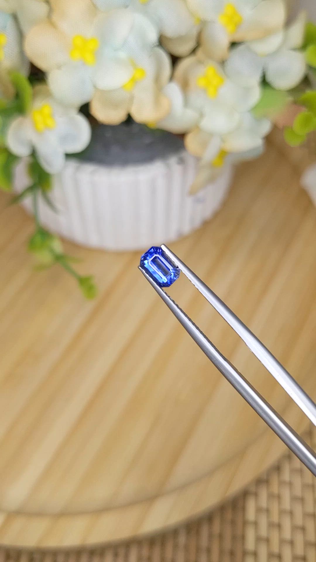0.88 Ct. Blue Sapphire from Ceylon (Sri Lanka) Size Video