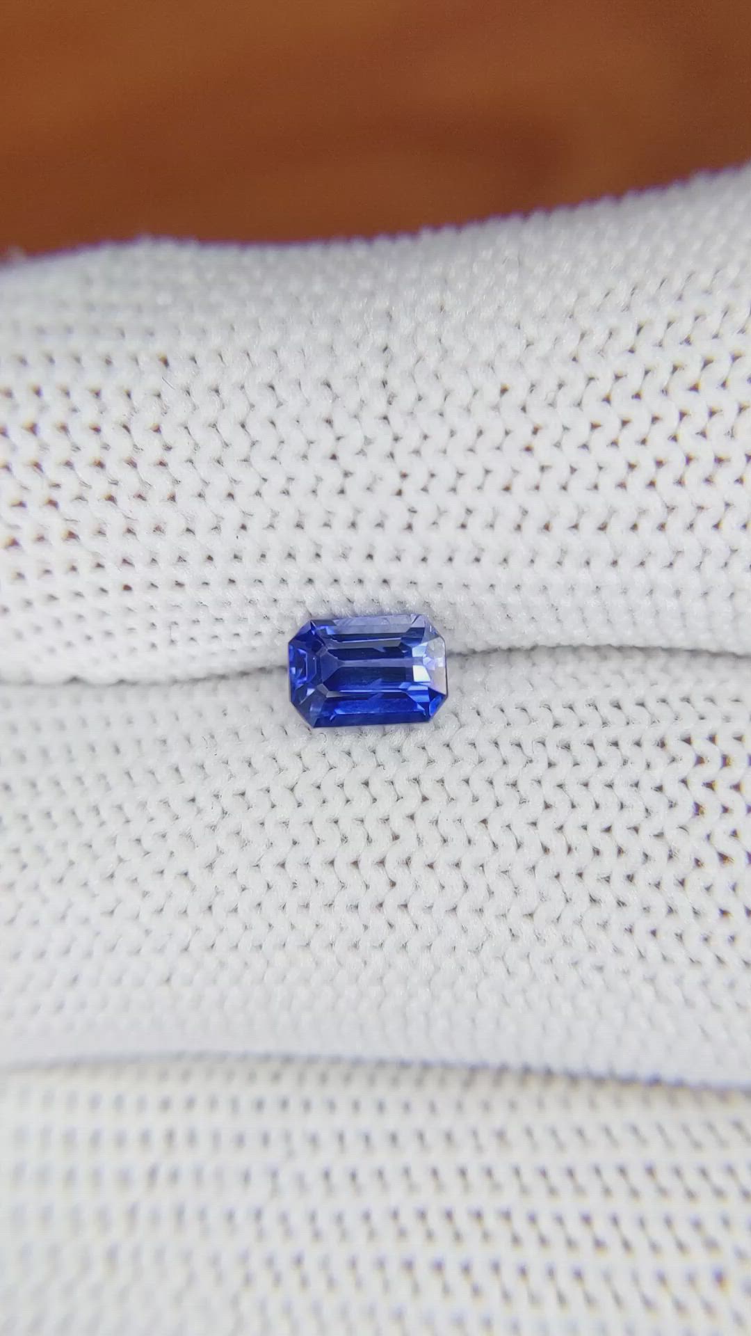 0.88 Ct. Blue Sapphire from Ceylon (Sri Lanka) Size Video