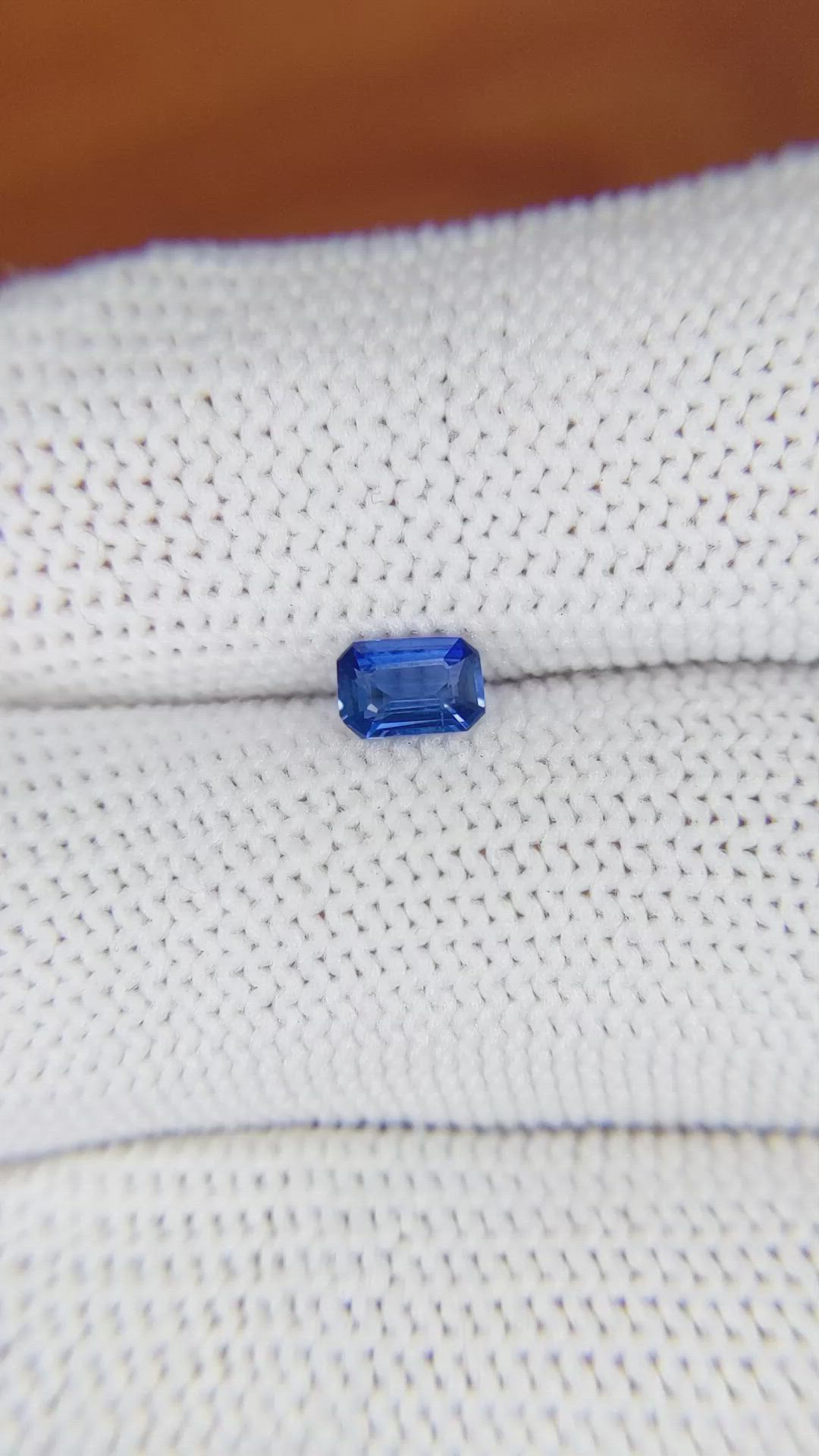 0.42 Ct. Blue Sapphire from Ceylon (Sri Lanka) Size Video