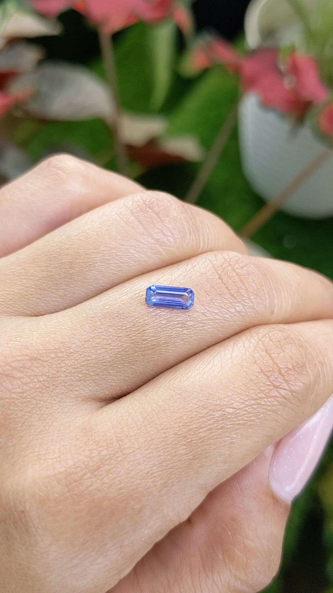 0.65 Ct. Blue Sapphire from Ceylon (Sri Lanka) Size Video