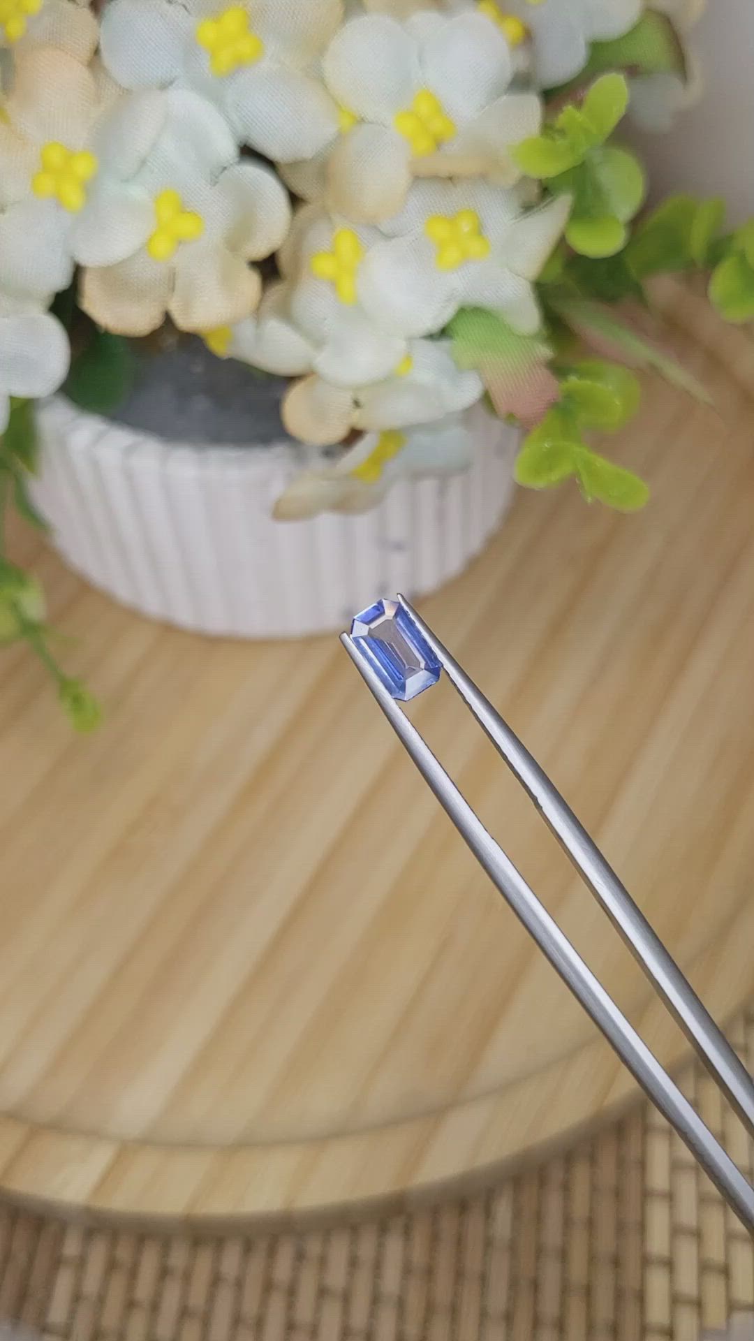 0.84 Ct. Blue Sapphire from Ceylon (Sri Lanka) Size Video