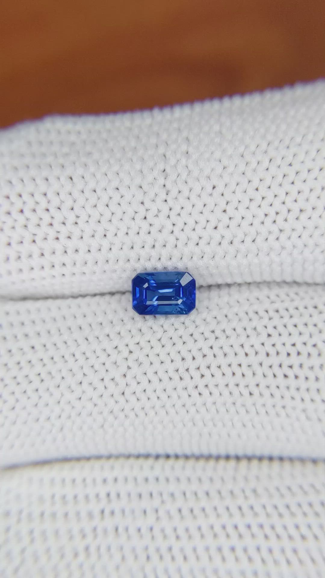 0.72 Ct. Blue Sapphire from Ceylon (Sri Lanka) Size Video