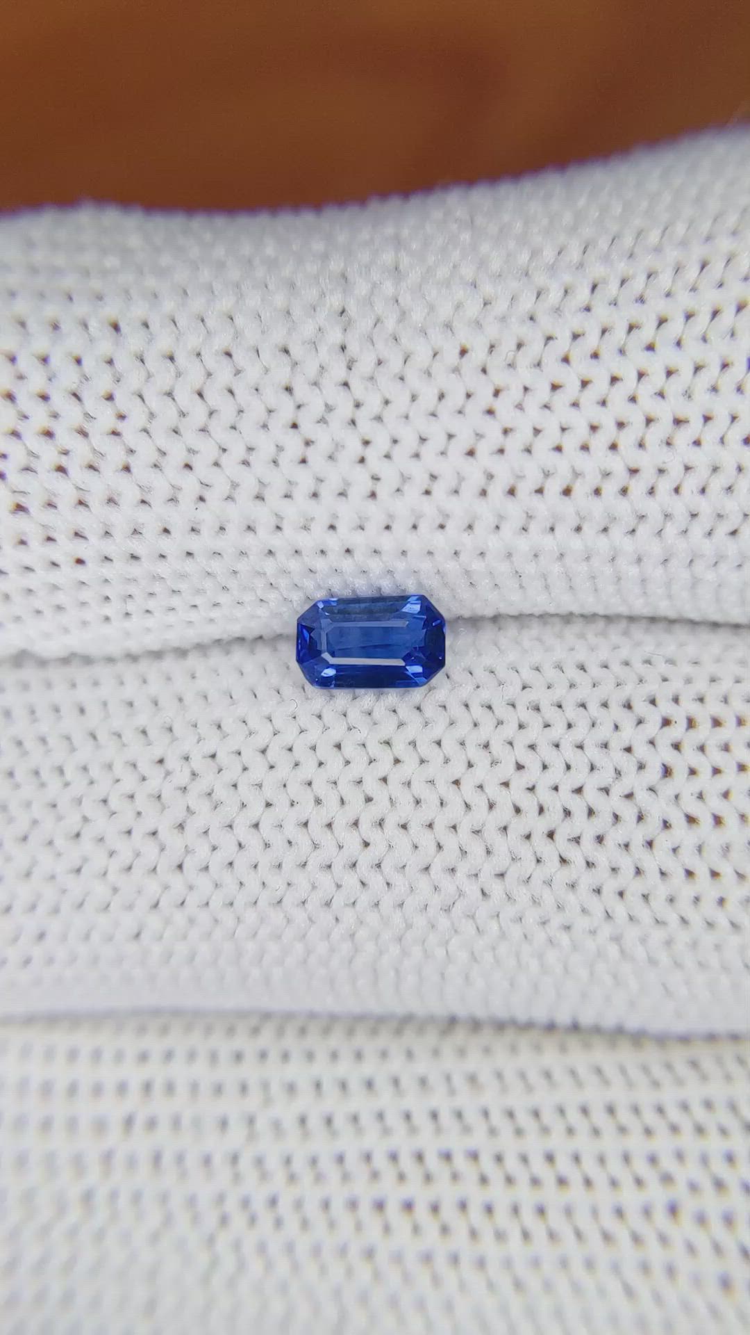 0.56 Ct. Blue Sapphire from Ceylon (Sri Lanka) Size Video