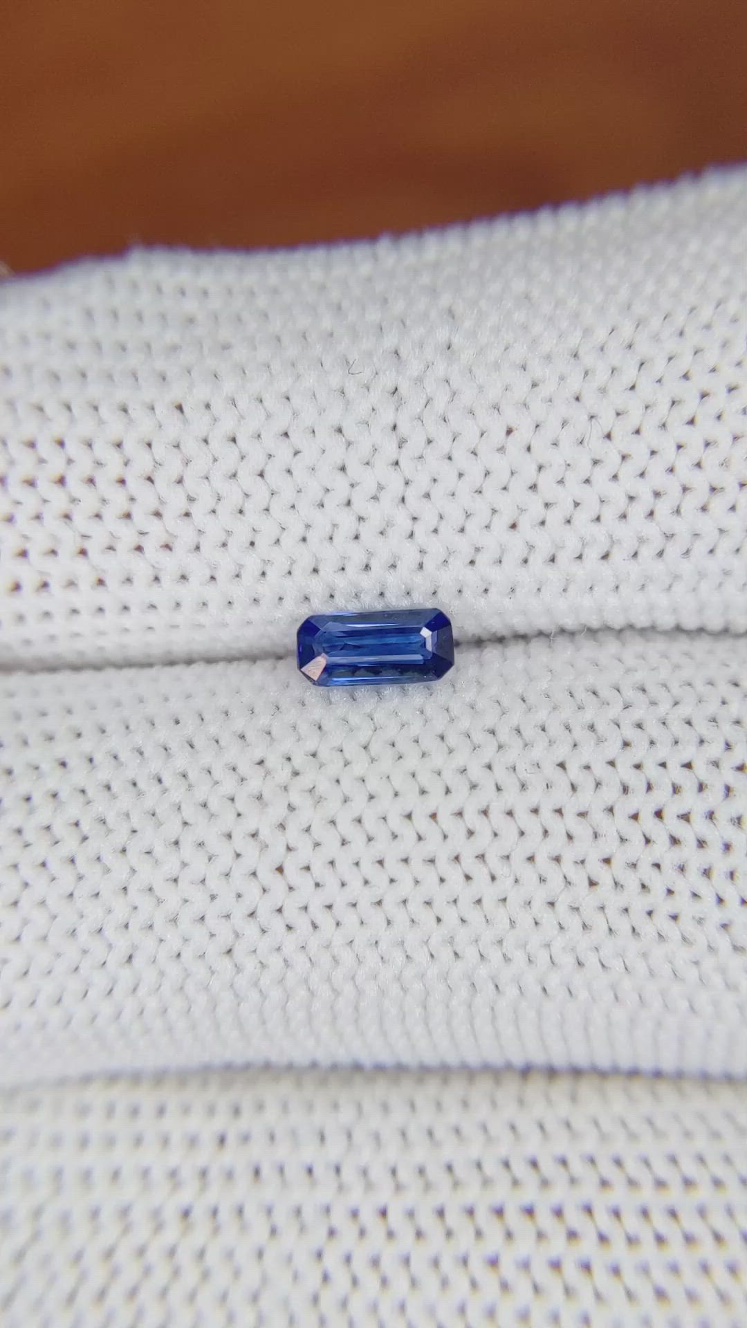 0.46 Ct. Blue Sapphire from Ceylon (Sri Lanka) Size Video