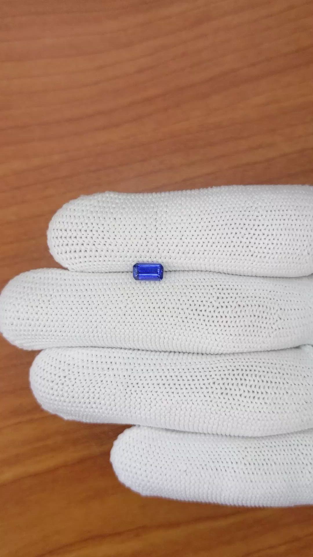 0.61 Ct. Blue Sapphire from Ceylon (Sri Lanka) Size Video