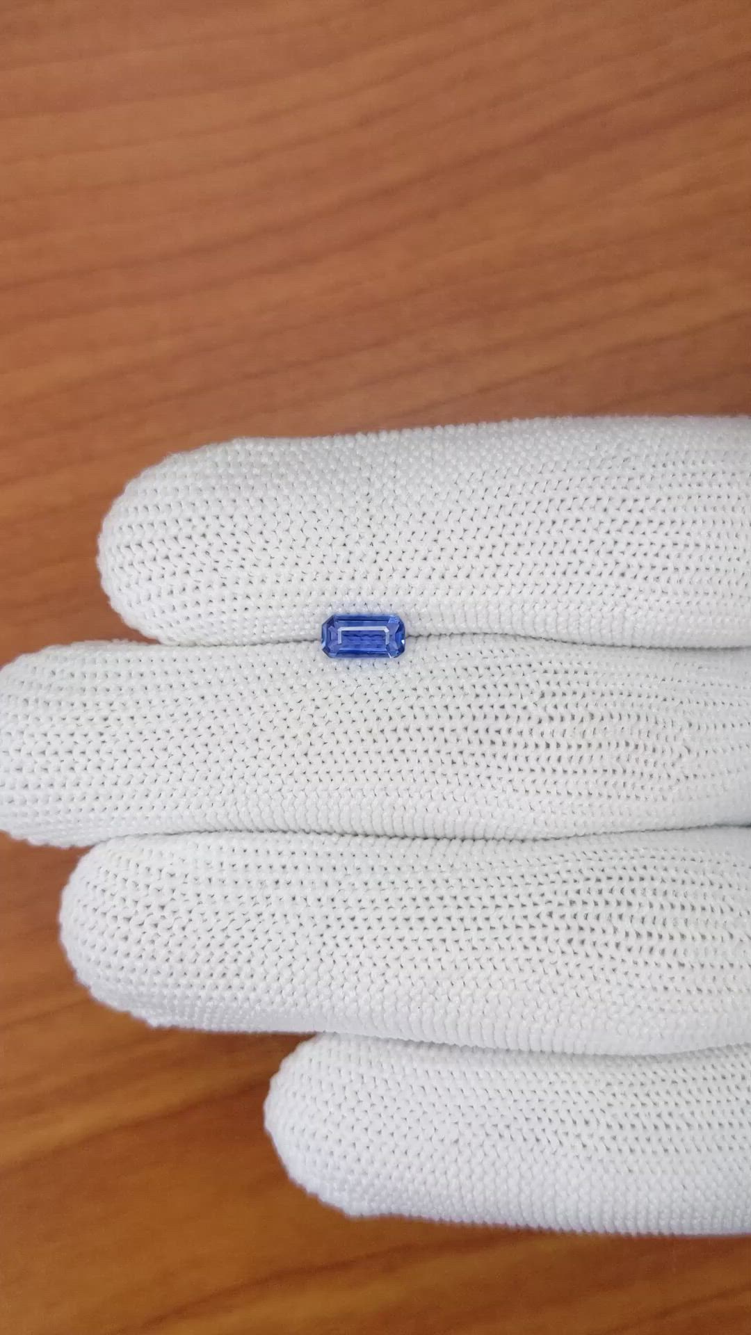 0.52 Ct. Blue Sapphire from Ceylon (Sri Lanka) Size Video