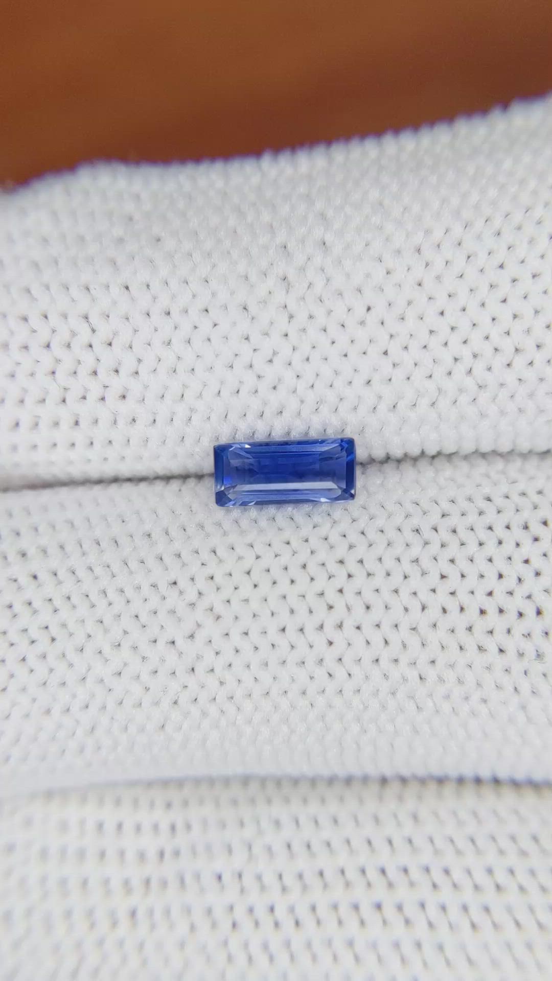 0.61 Ct. Blue Sapphire from Ceylon (Sri Lanka) Size Video