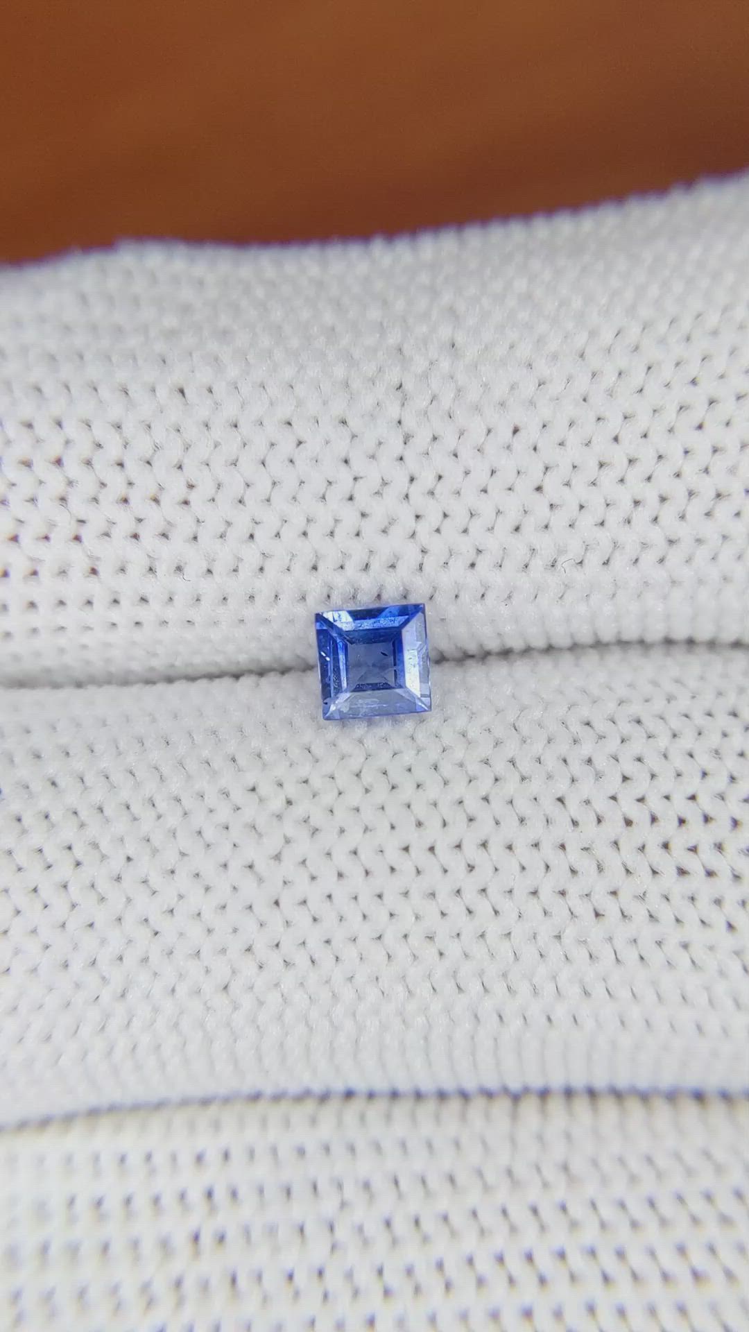 0.42 Ct. Blue Sapphire from Ceylon (Sri Lanka) Size Video