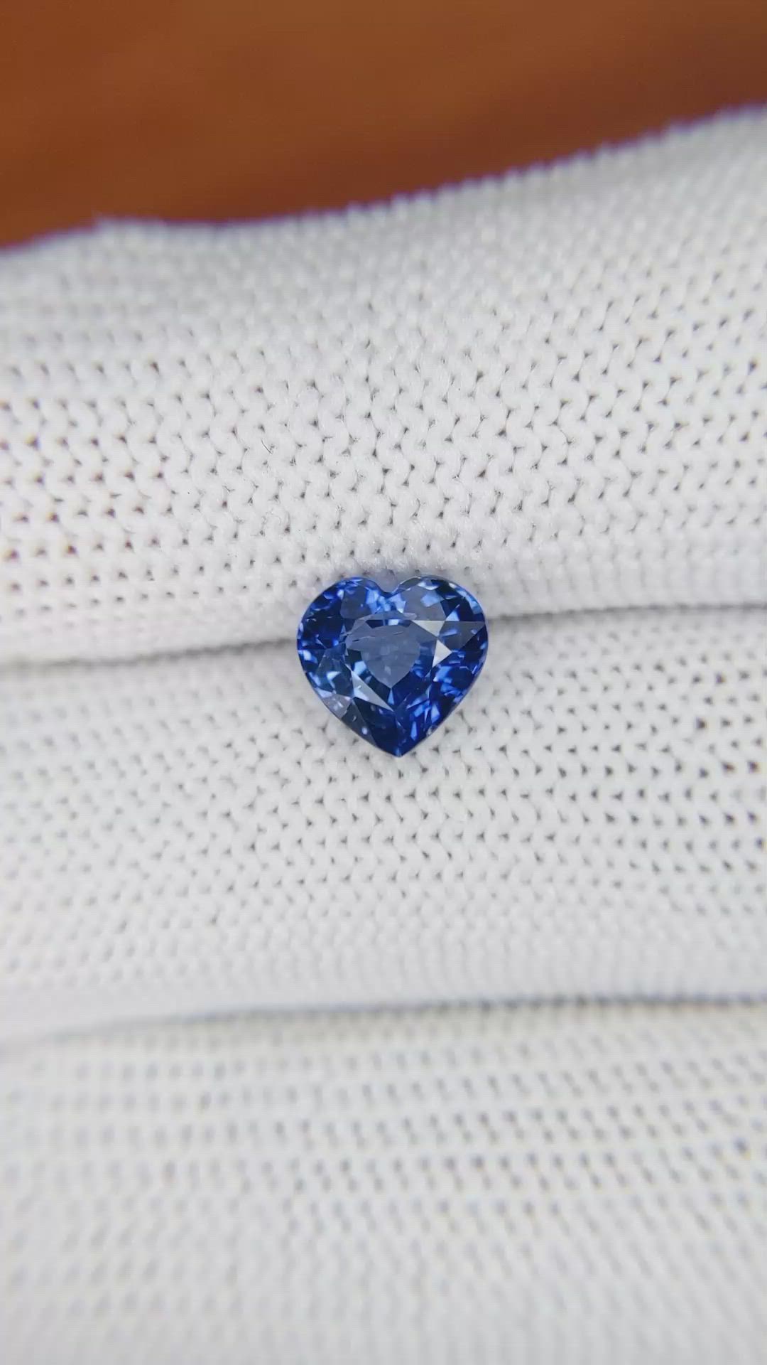 2.17 Ct. Blue Sapphire from Ceylon (Sri Lanka) Size Video