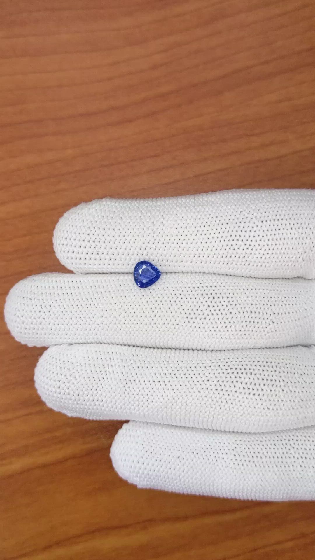 0.70 Ct. Blue Sapphire from Ceylon (Sri Lanka) Size Video