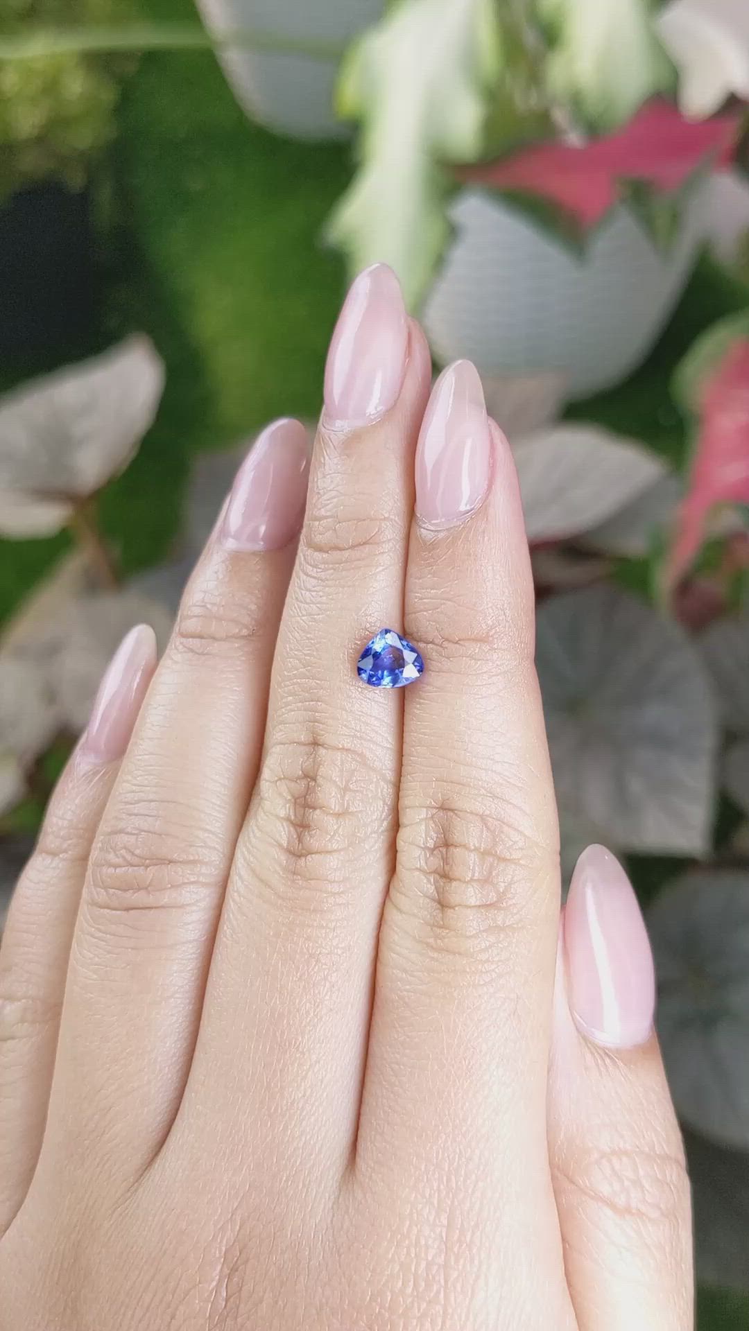 1.18 Ct. Blue Sapphire from Ceylon (Sri Lanka) Size Video