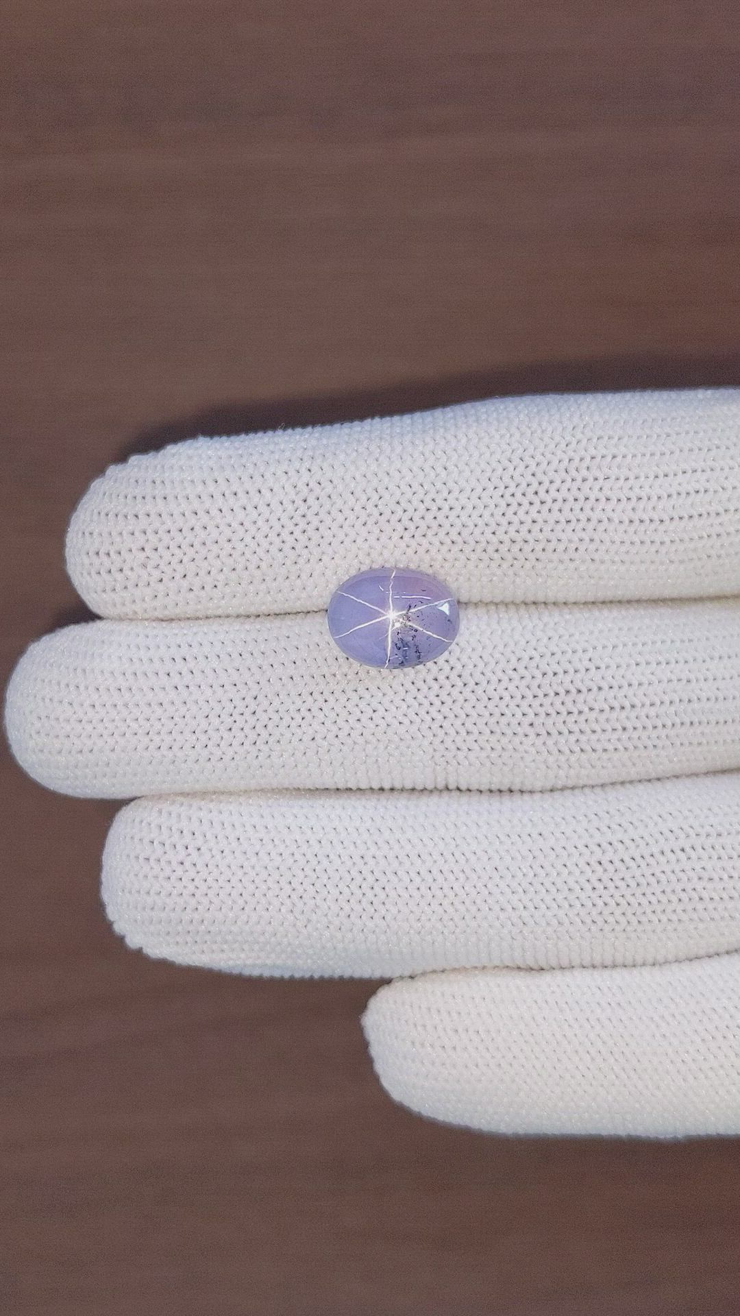 7.05 Ct. Bi Color Star Sapphire from Ceylon (Sri Lanka) Size Video
