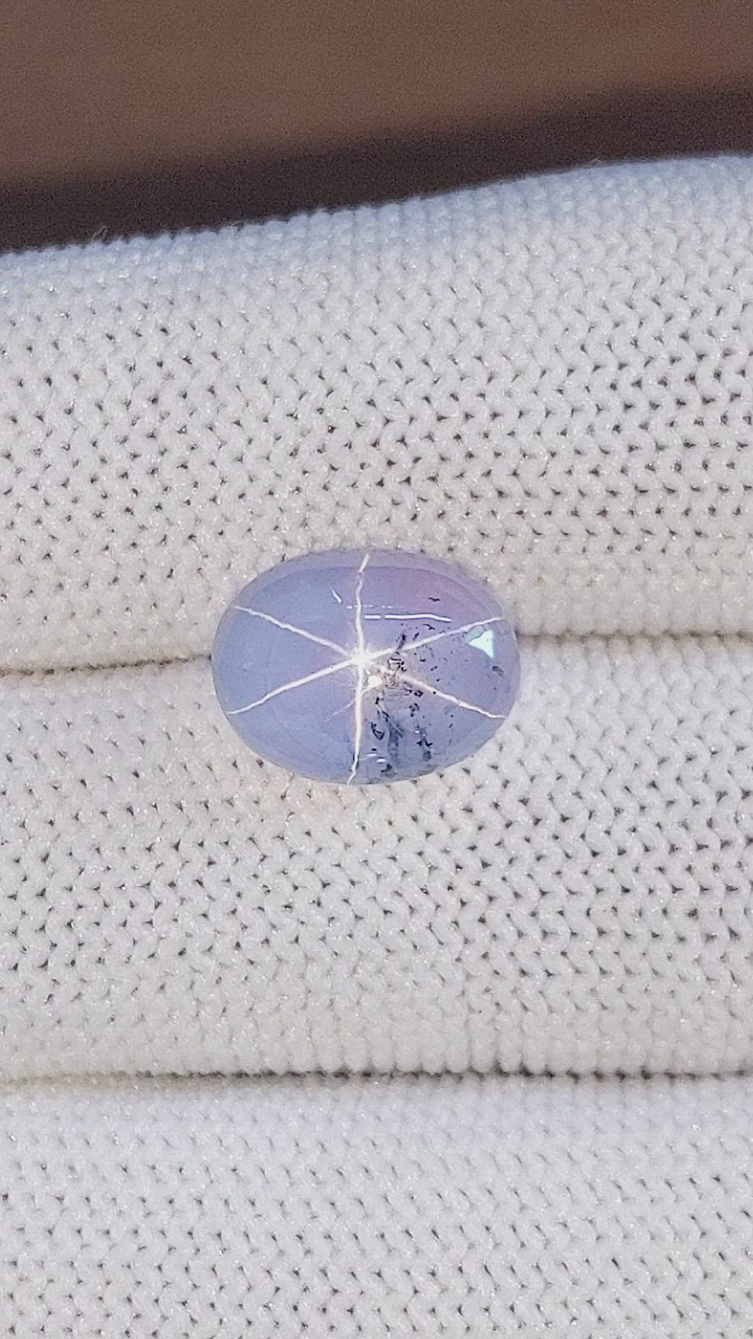 7.05 Ct. Bi Color Star Sapphire from Ceylon (Sri Lanka) Size Video
