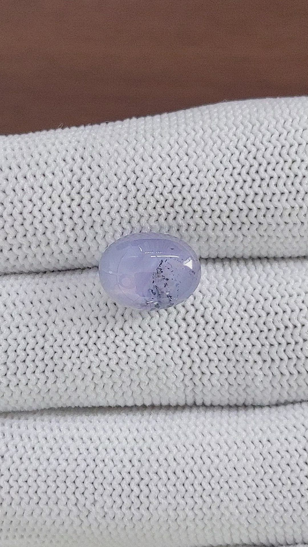 7.05 Ct. Bi Color Star Sapphire from Ceylon (Sri Lanka) Size Video