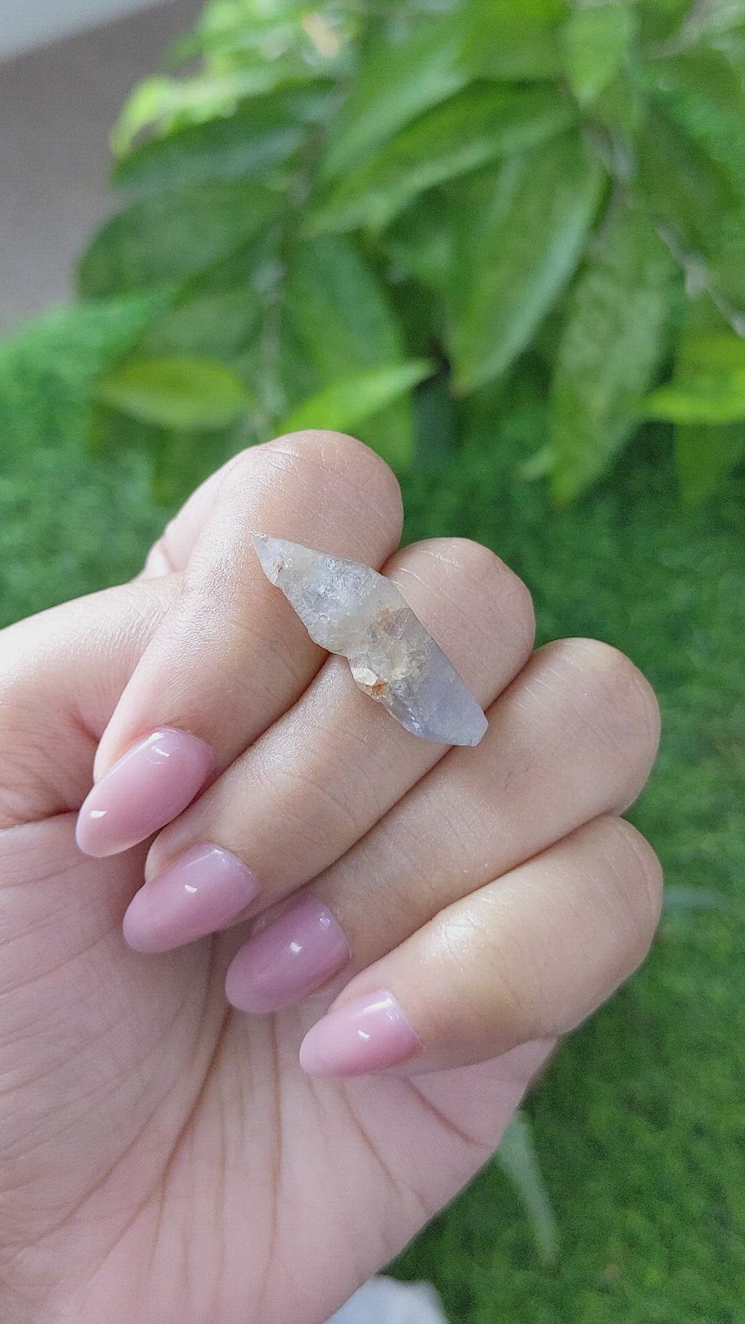 18.57 Ct. White Sapphire from Ceylon (Sri Lanka) Size Video