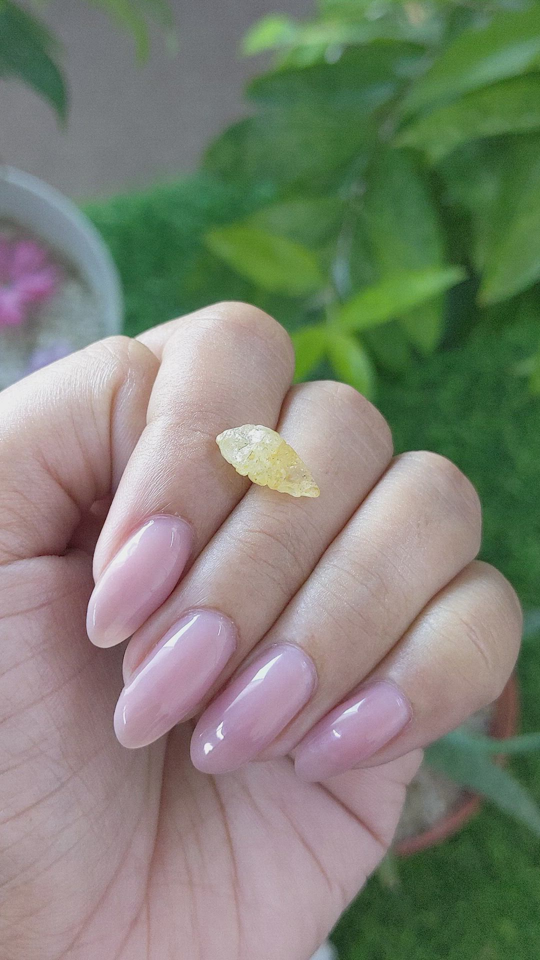 4.62 Ct. Yellow Sapphire from Ceylon (Sri Lanka) Size Video