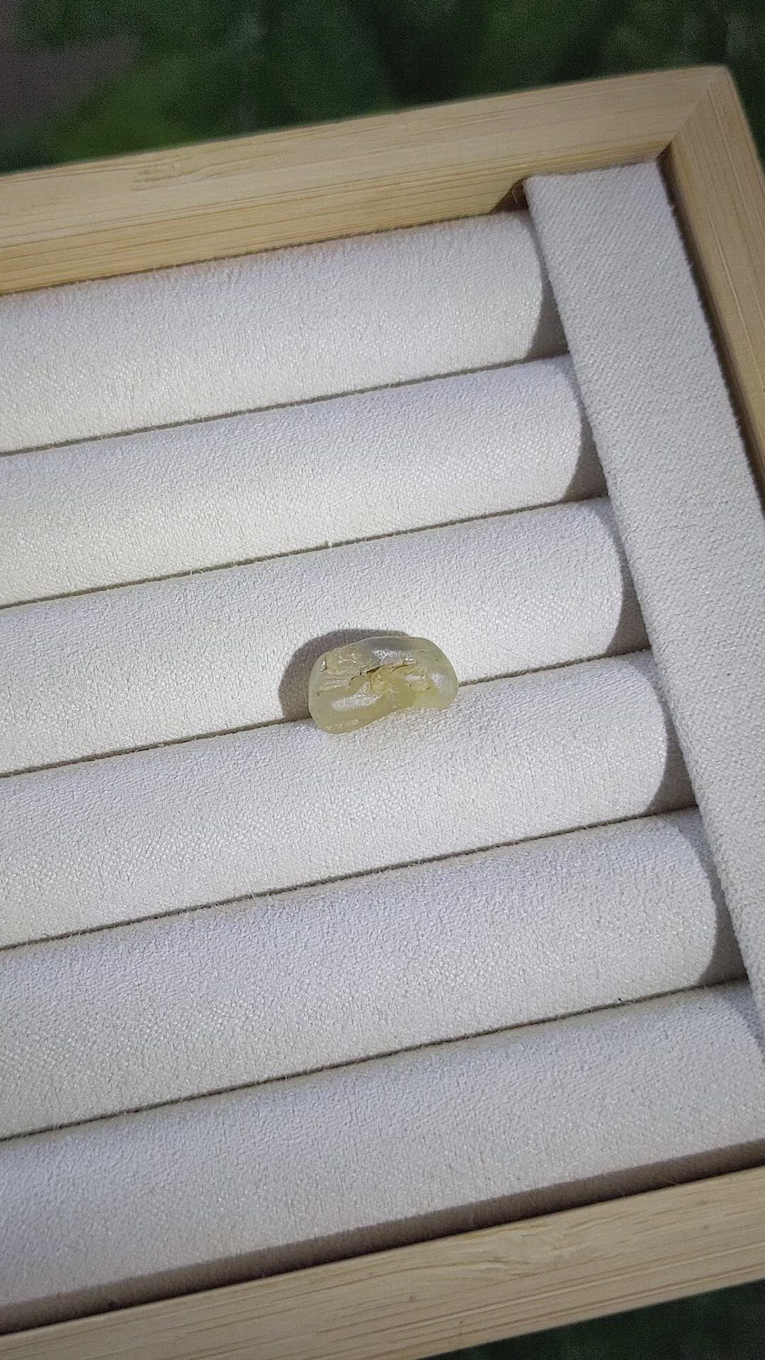 6.63 Ct. Yellow Sapphire from Ceylon (Sri Lanka) Size Video