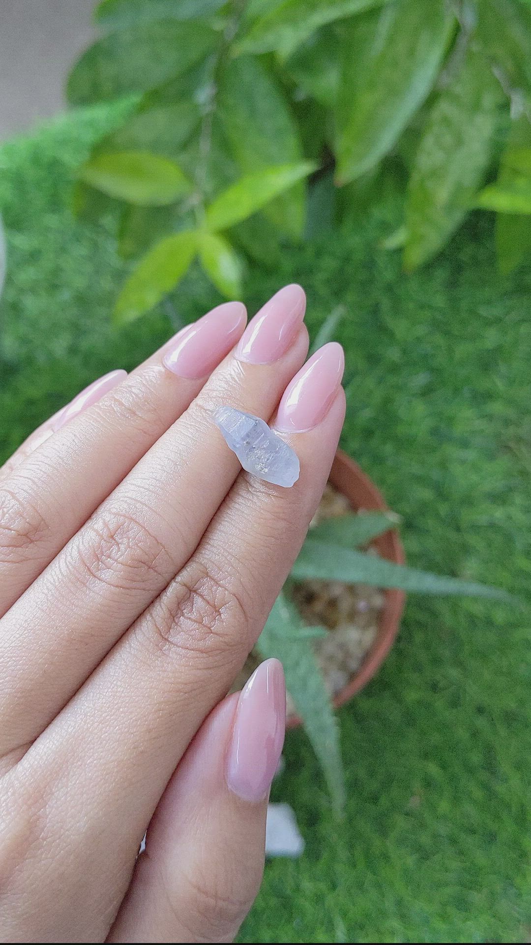 5.69 Ct. Blue Sapphire from Ceylon (Sri Lanka) Size Video