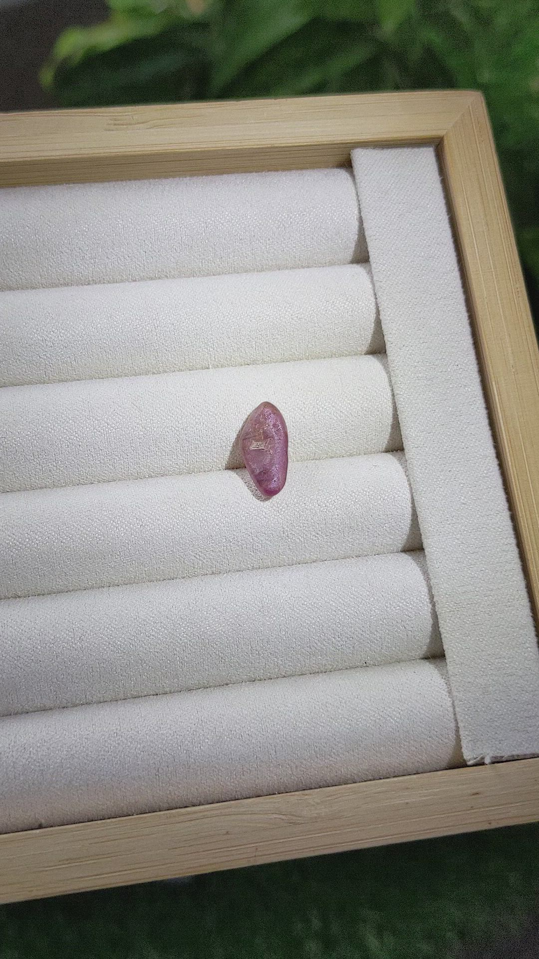 4.45 Ct. Pink Sapphire from Ceylon (Sri Lanka) Size Video
