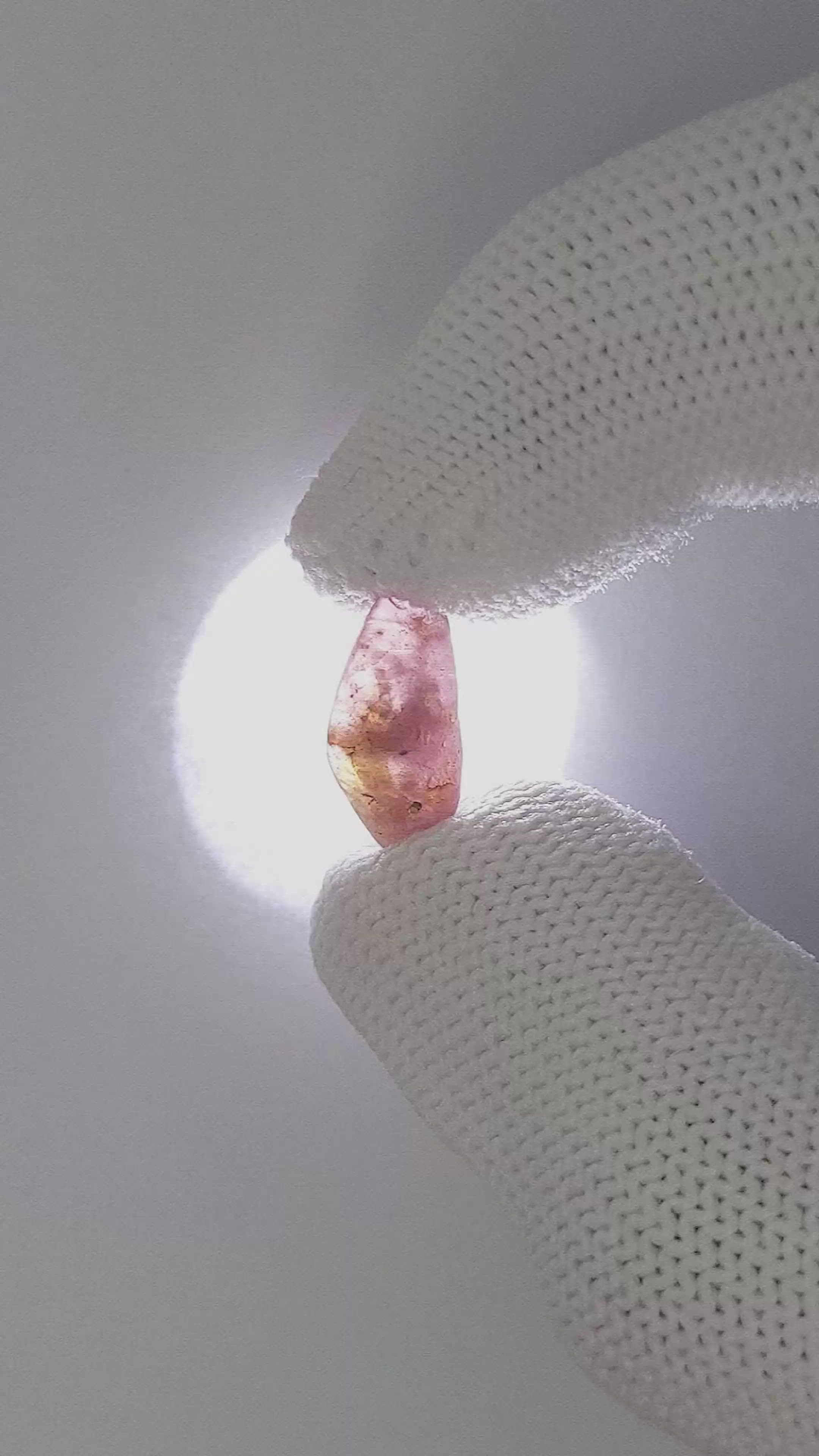 4.45 Ct. Pink Sapphire from Ceylon (Sri Lanka) Size Video