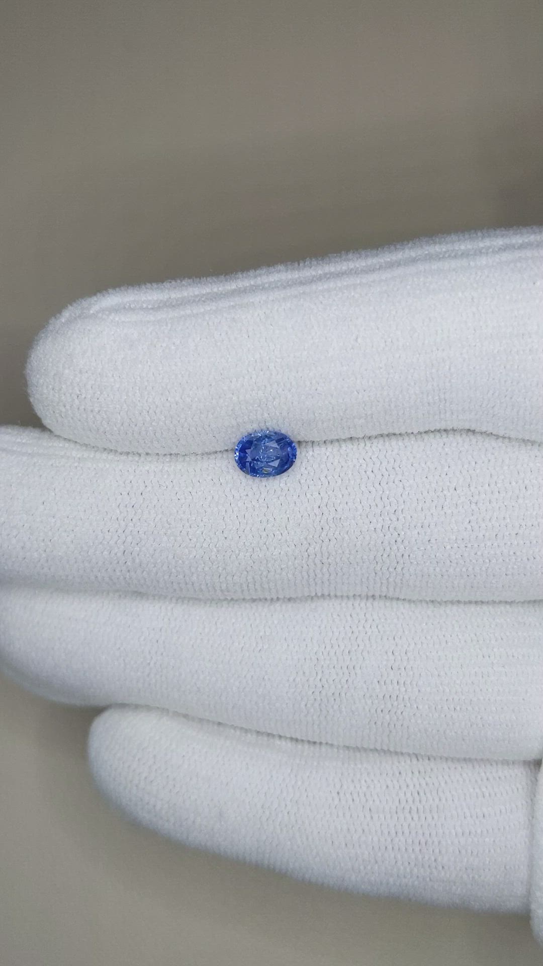 0.76 Ct. Blue Sapphire from Ceylon (Sri Lanka) Size Video