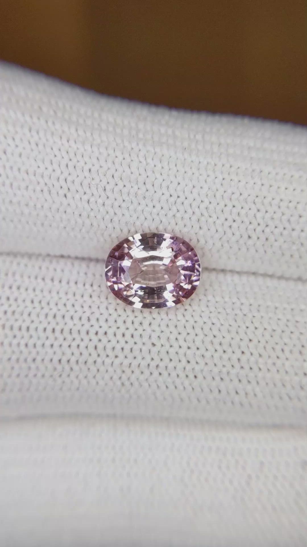 2.65 Ct. Pink Sapphire from Ceylon (Sri Lanka) Size Video