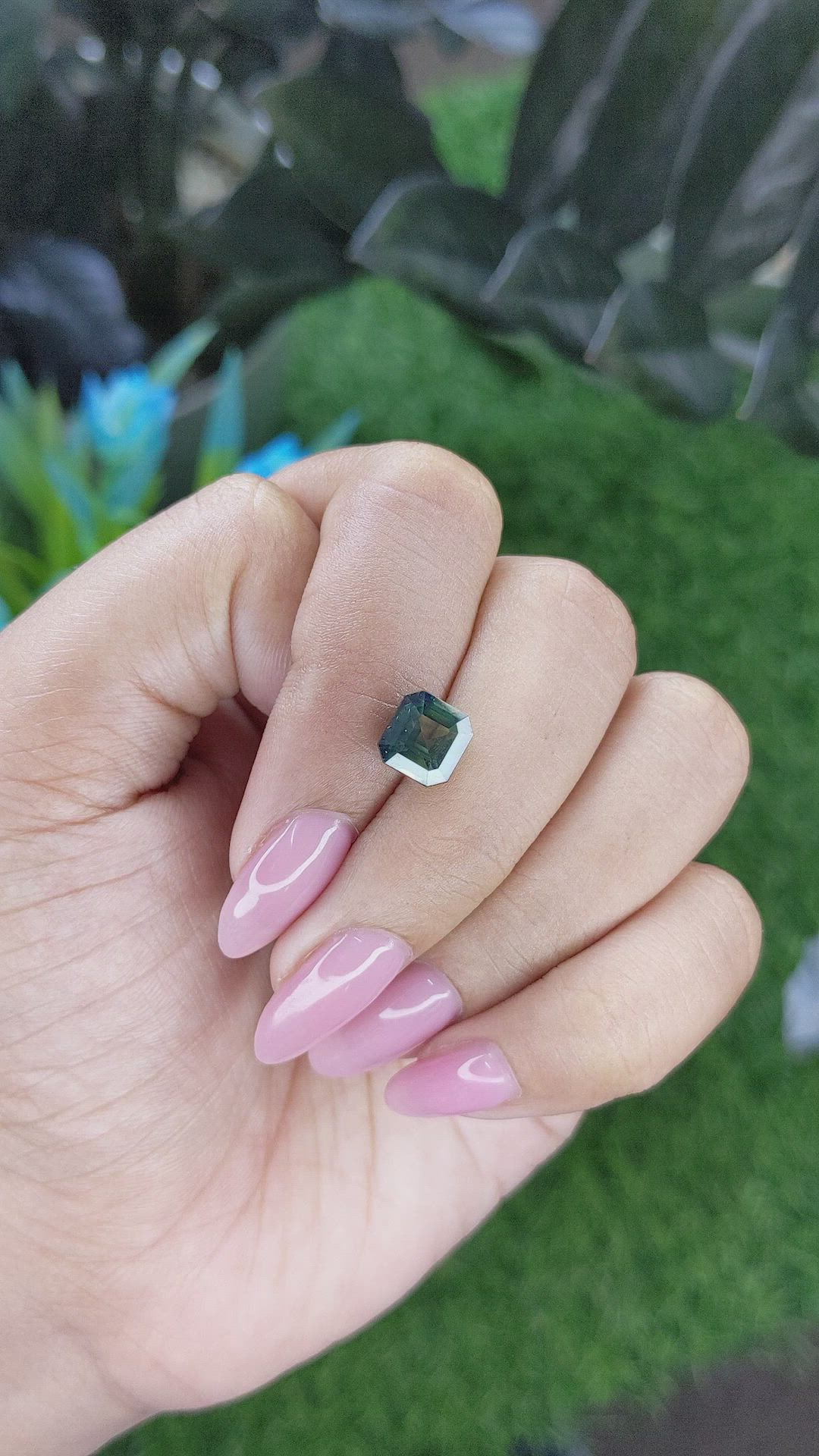 2.99 Ct. Yellowish Green Sapphire from Nigeria Size Video