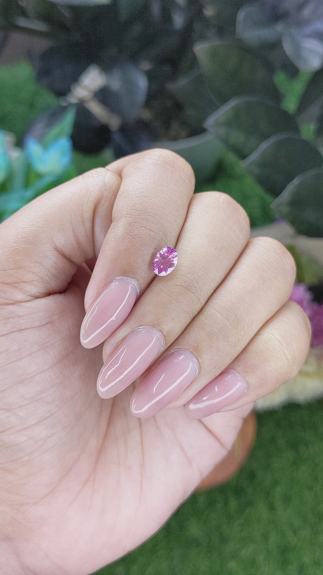 1.05 Ct. Pink Sapphire from Ceylon (Sri Lanka) Size Video
