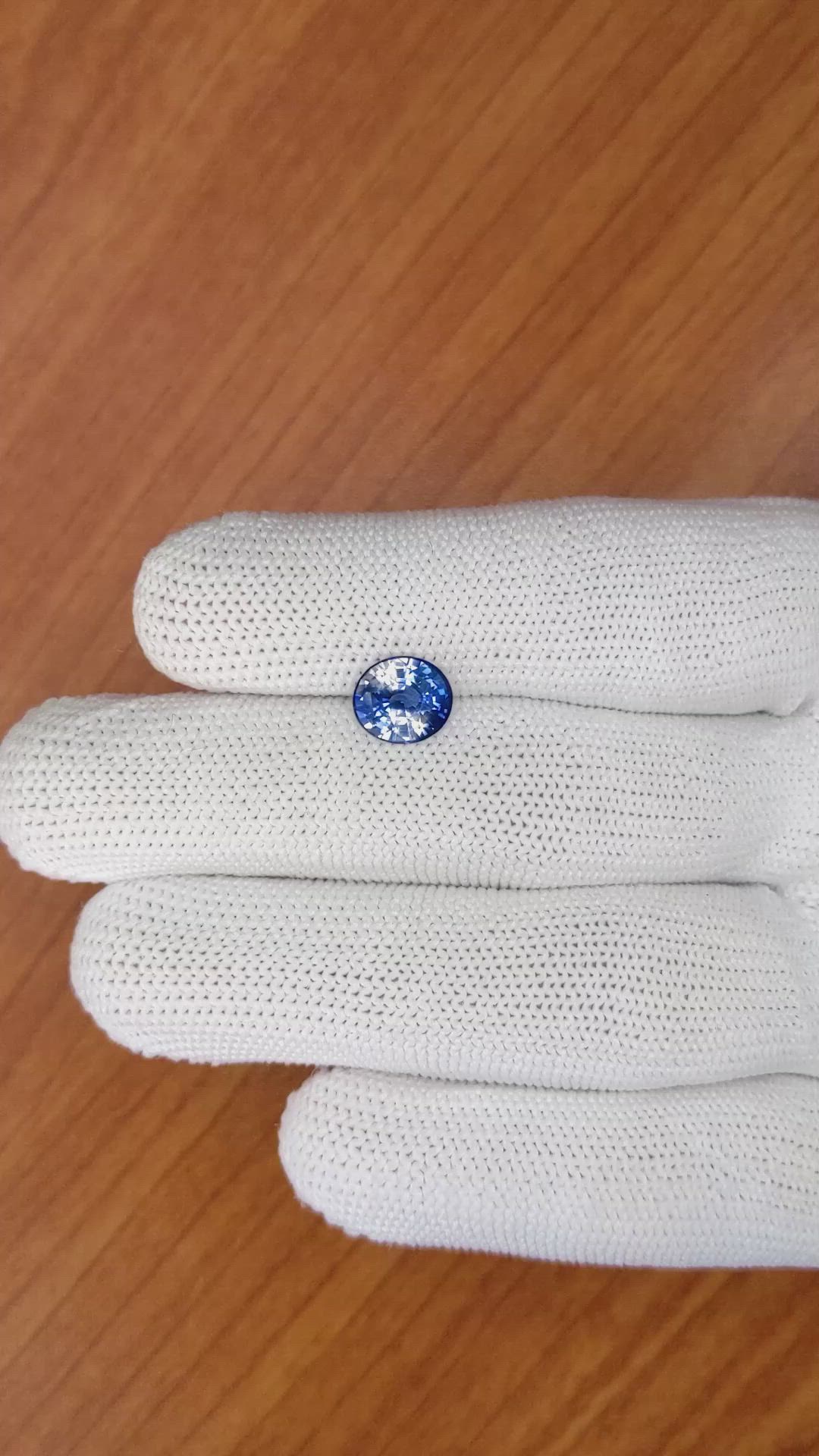 2.50 Ct. Blue Sapphire from Ceylon (Sri Lanka) Size Video