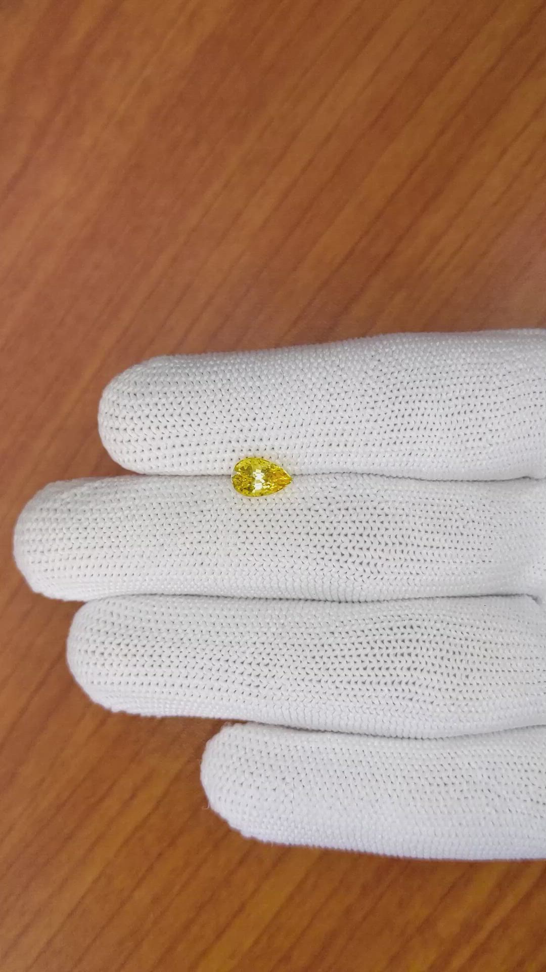 1.18 Ct. Yellow Sapphire from Ceylon (Sri Lanka) Size Video