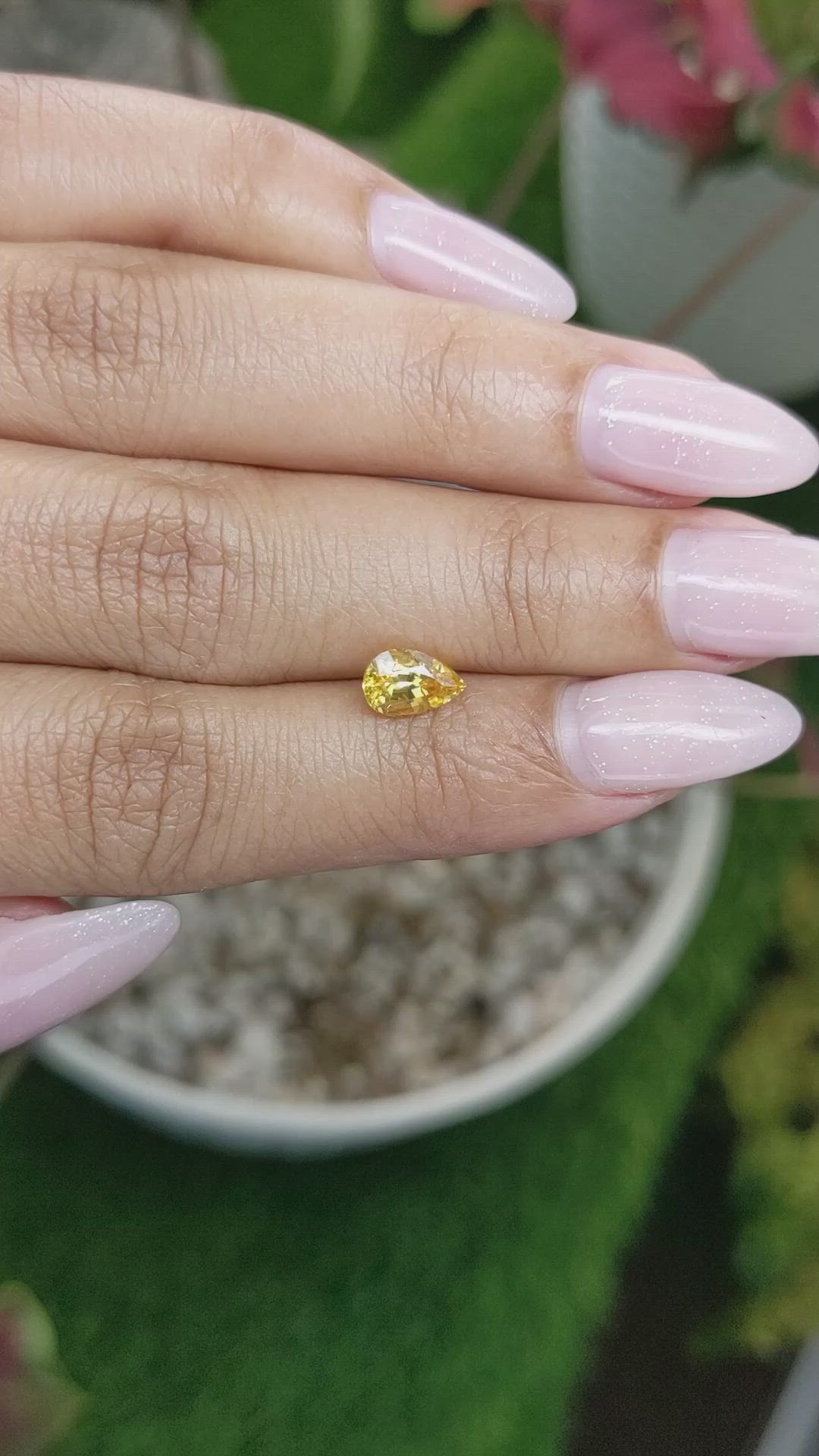 1.18 Ct. Yellow Sapphire from Ceylon (Sri Lanka) Size Video