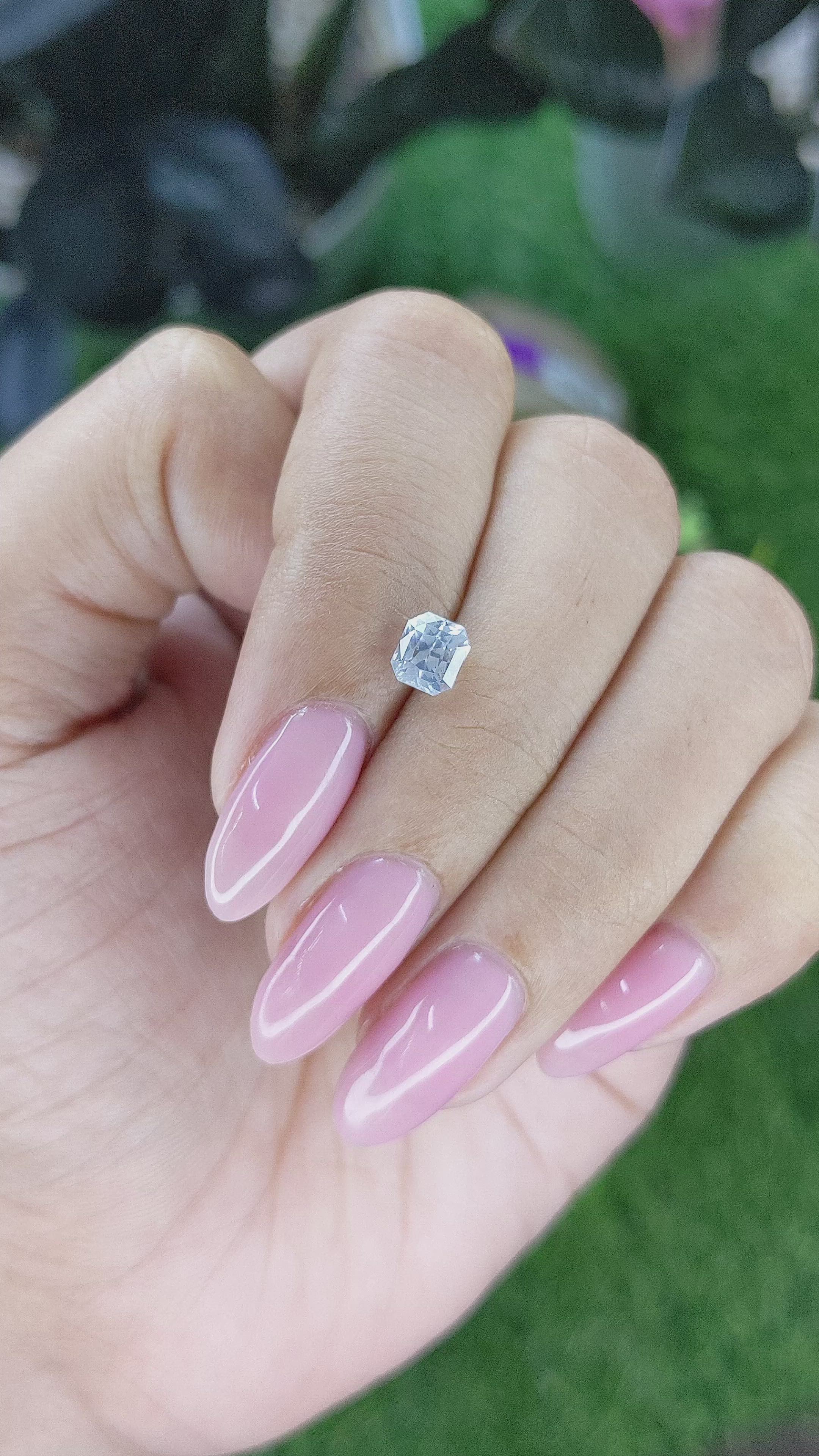 1.09 Ct. White Sapphire from Ceylon (Sri Lanka) Size Video