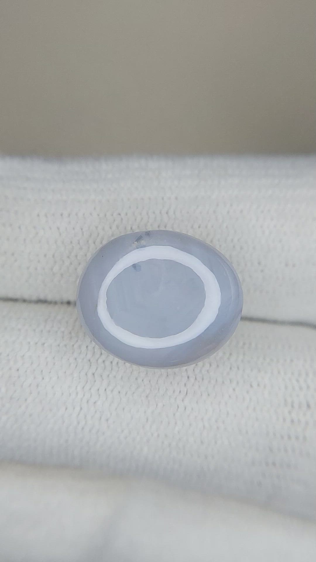 15.33 Ct. Bluish Grey Star Sapphire from Ceylon (Sri Lanka) Size Video