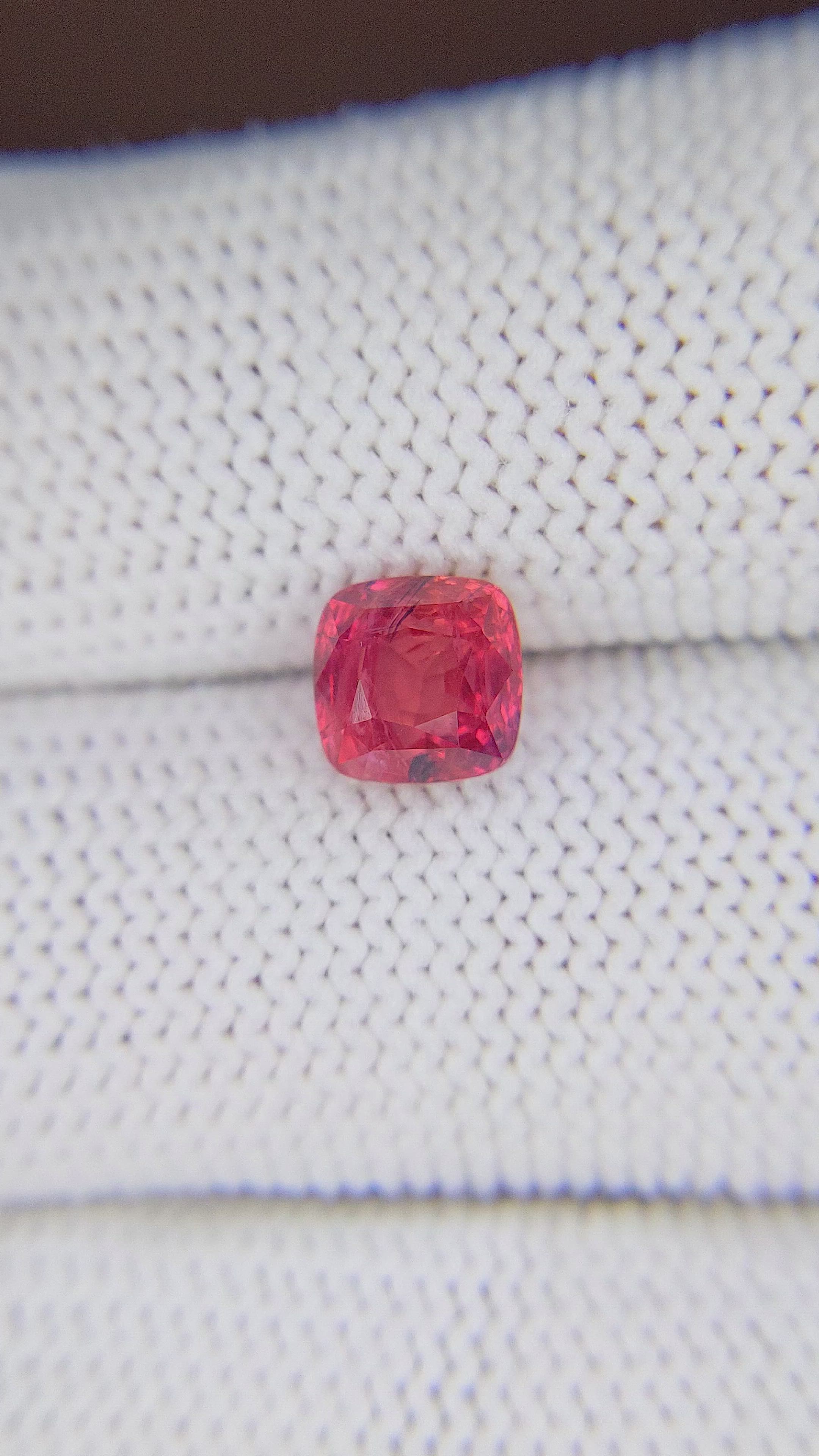 2.12 Ct. Bi Color / Parti Sapphire from Tanzania Size Video