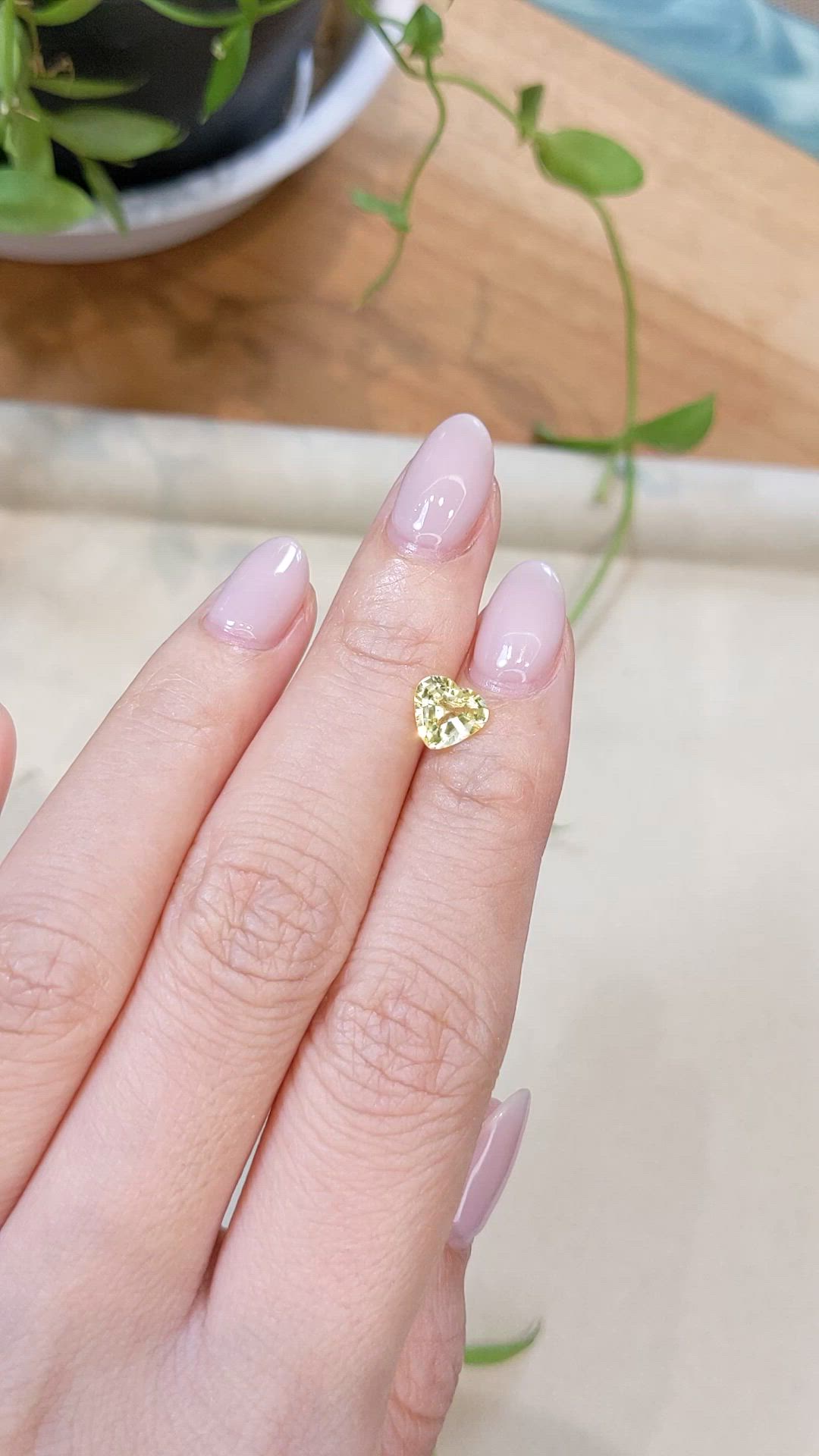 1.30 Ct. Yellow Sapphire from Ceylon (Sri Lanka) Size Video