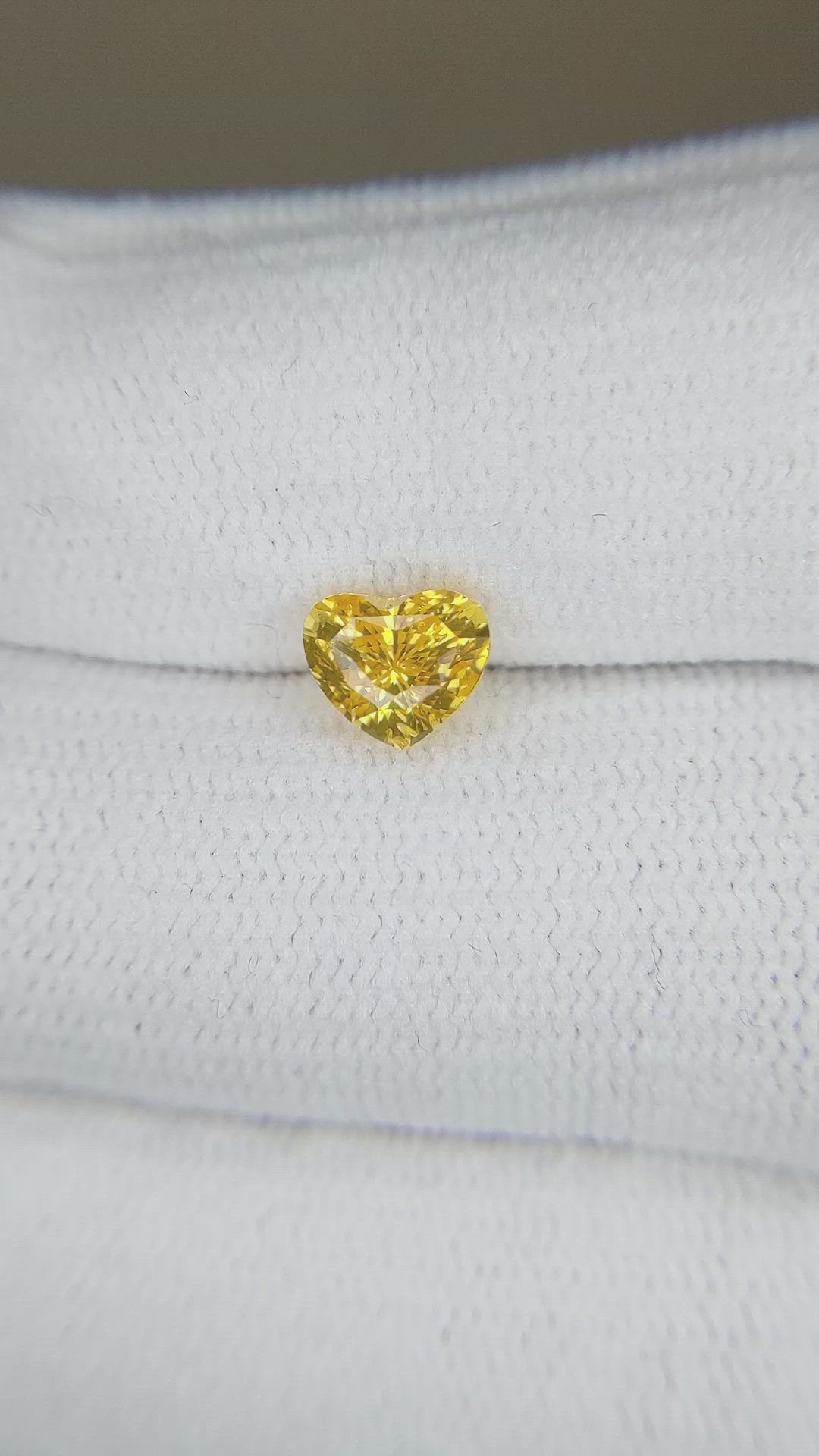 1.51 Ct. Yellow Sapphire from Ceylon (Sri Lanka) Size Video