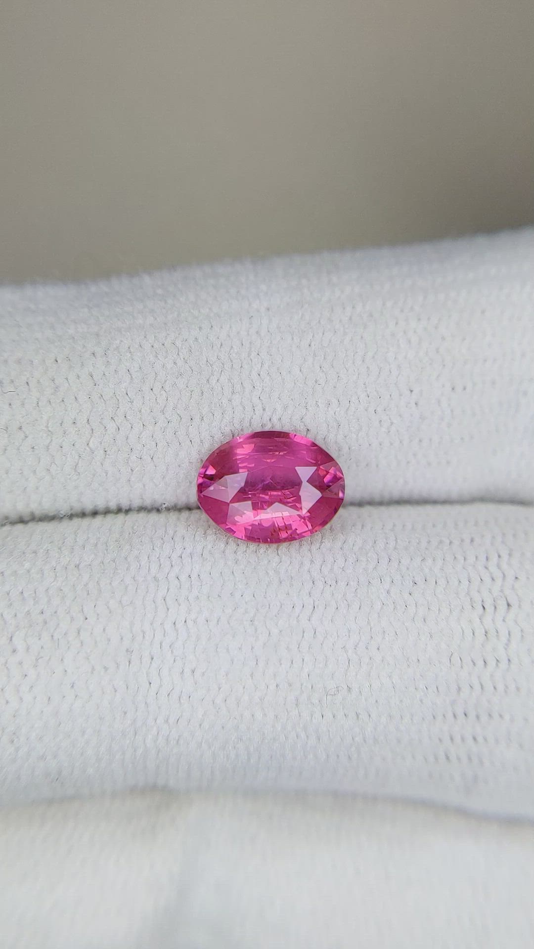 1.55 Ct. Pink Sapphire from Ceylon (Sri Lanka) Size Video
