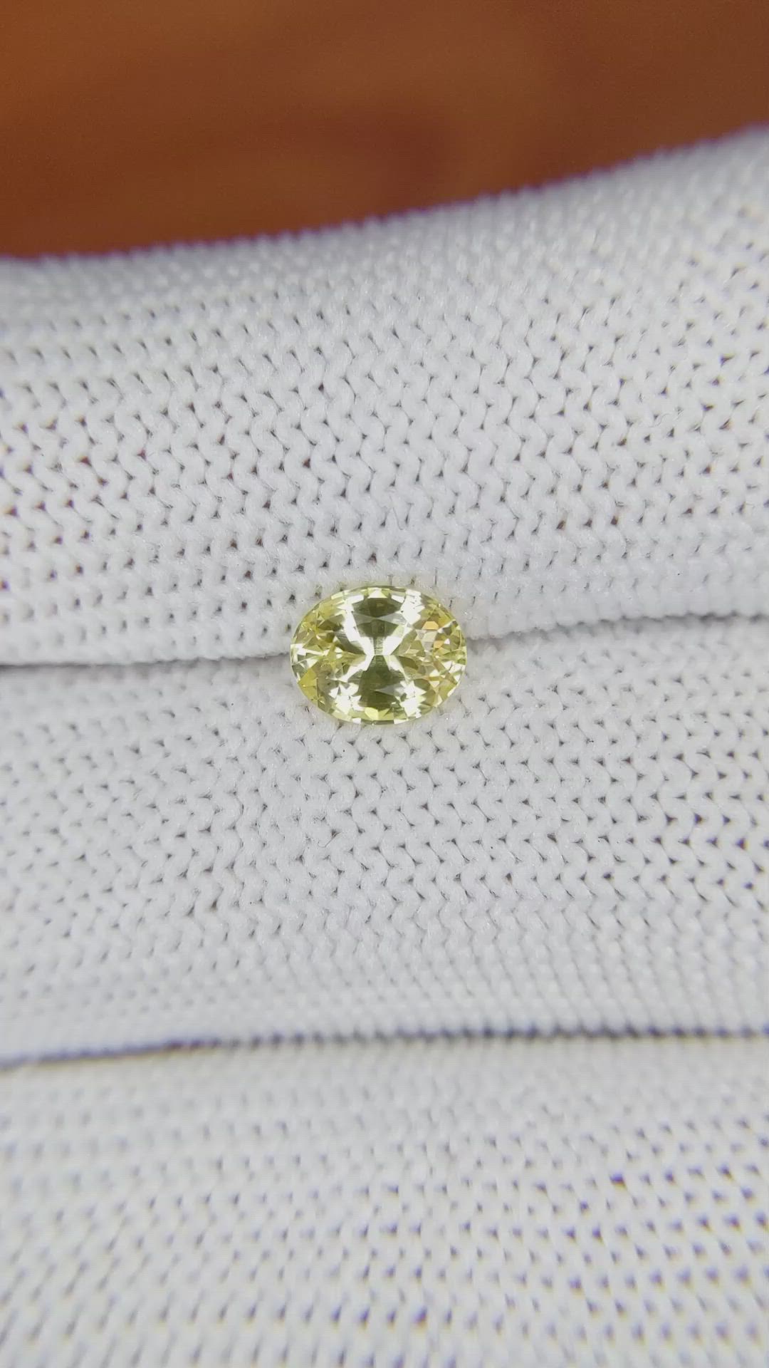0.94 Ct. Yellow Sapphire from Ceylon (Sri Lanka) Size Video