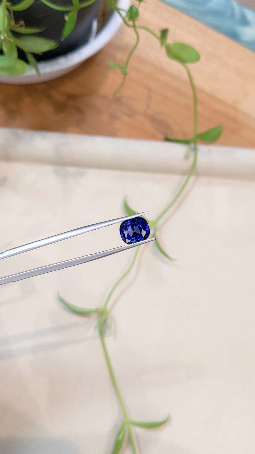 3.52 Ct. Blue Sapphire from Ceylon (Sri Lanka) Size Video