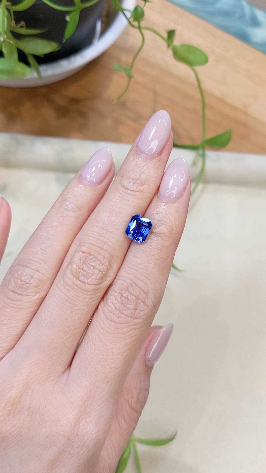 3.00 Ct. Blue Sapphire from Ceylon (Sri Lanka) Size Video