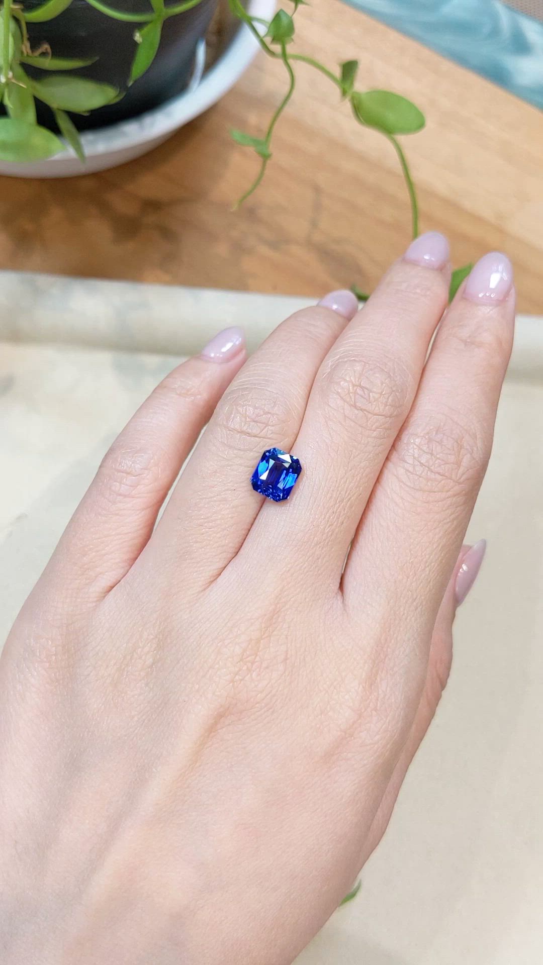 3.00 Ct. Blue Sapphire from Ceylon (Sri Lanka) Size Video