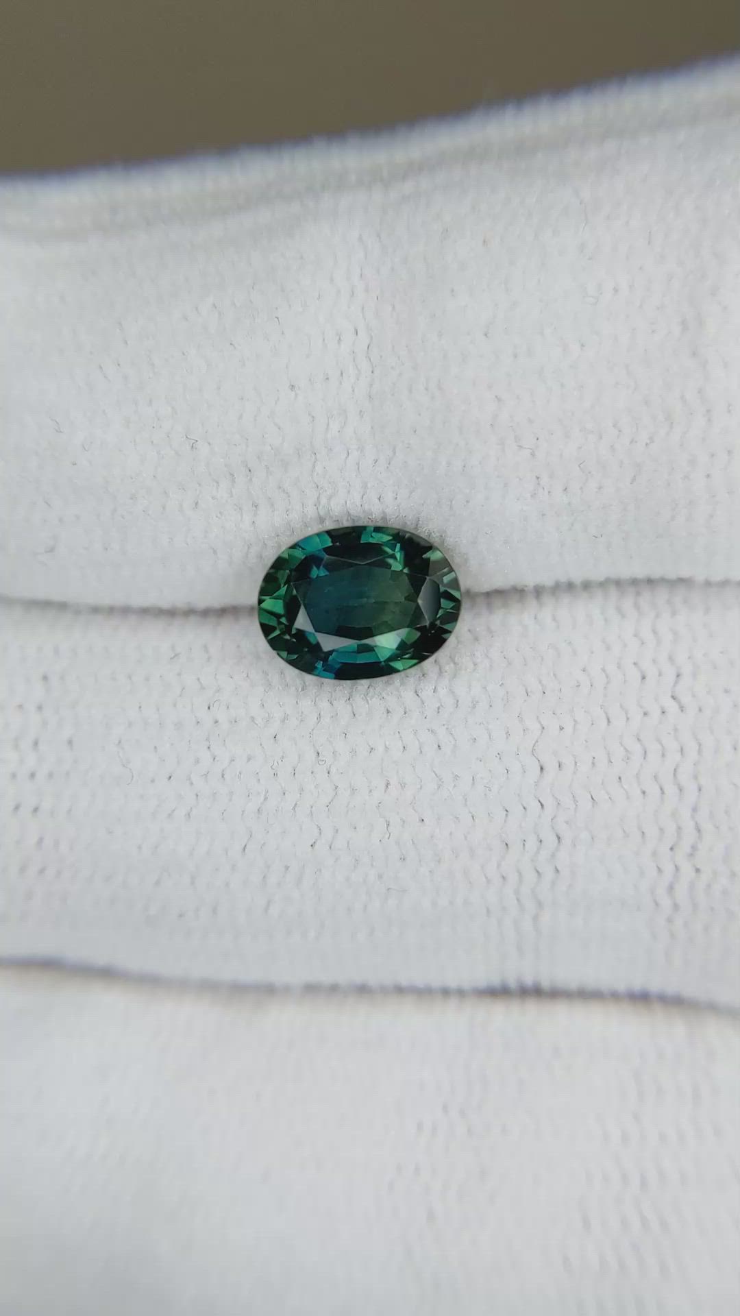 1.66 Ct. Bluish Green Sapphire from Ceylon (Sri Lanka) Size Video
