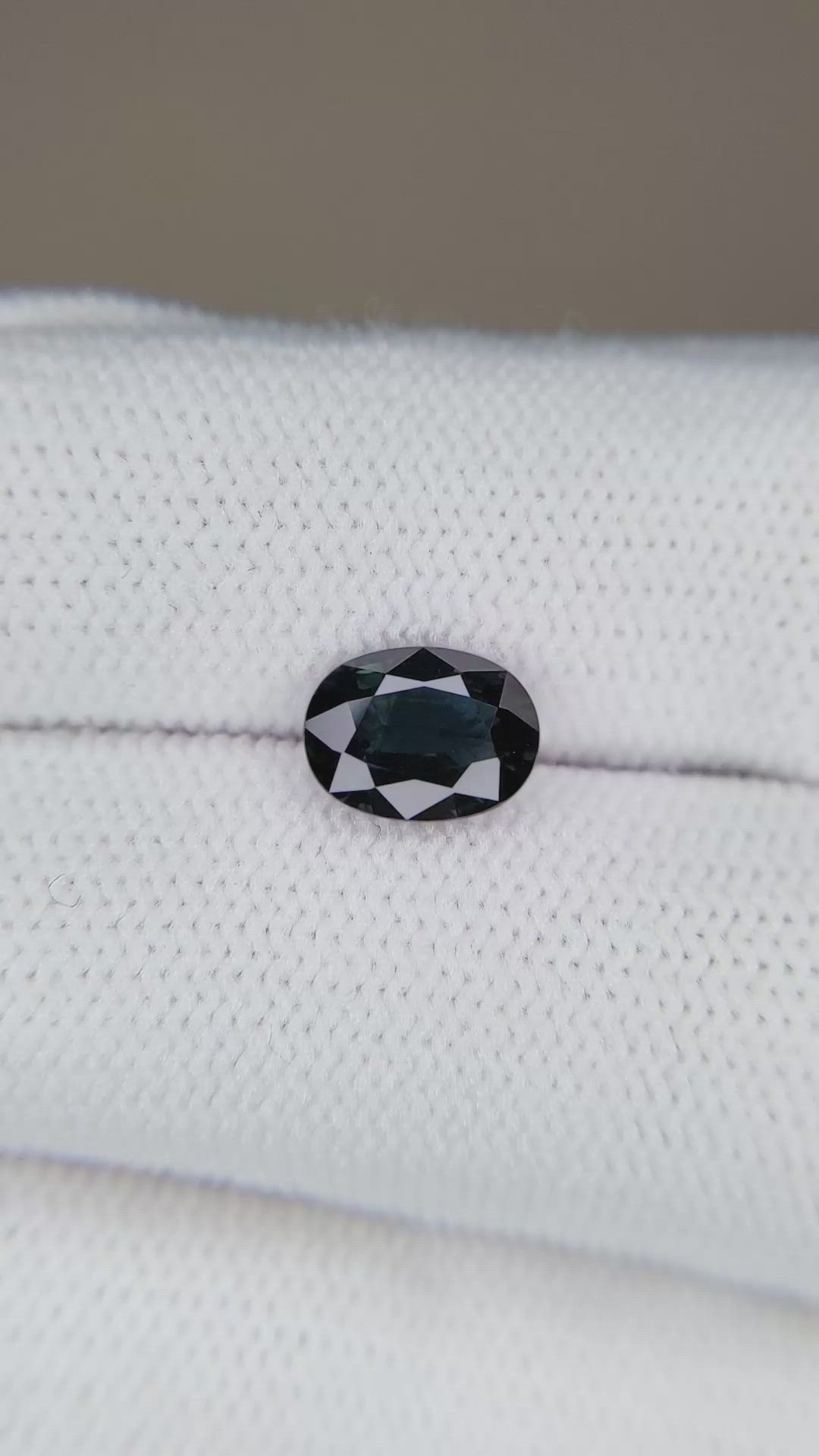 1.51 Ct. Greenish Blue Sapphire from Ceylon (Sri Lanka) Size Video