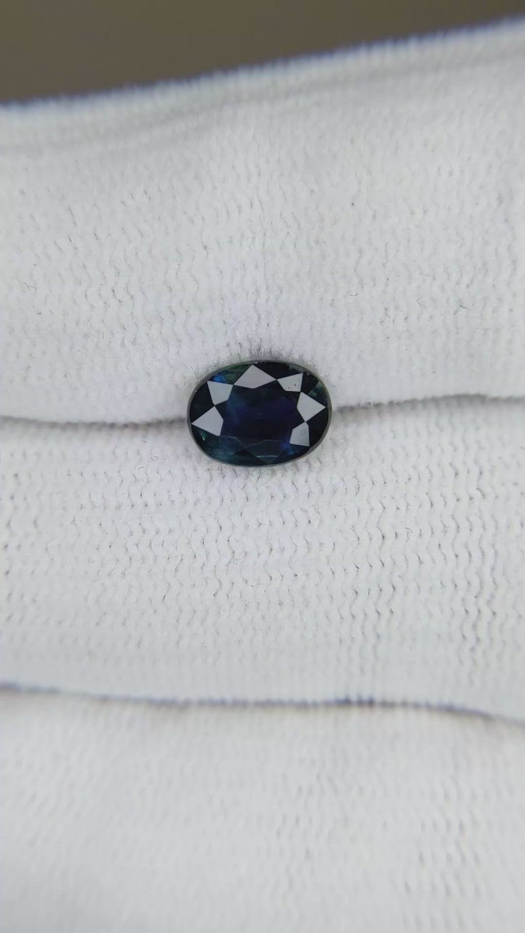 1.55 Ct. Greenish Blue Sapphire from Ceylon (Sri Lanka) Size Video