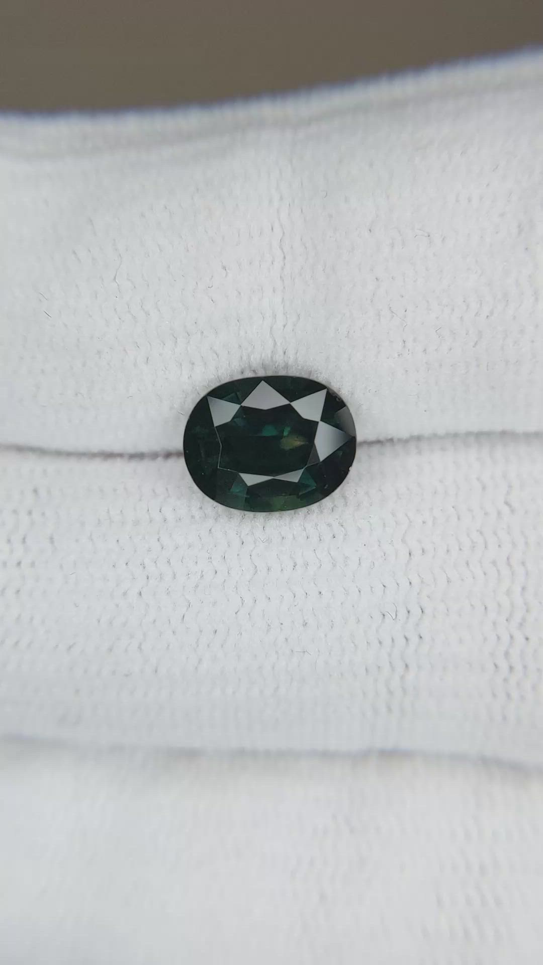 2.38 Ct. Bluish Green Sapphire from Ceylon (Sri Lanka) Size Video