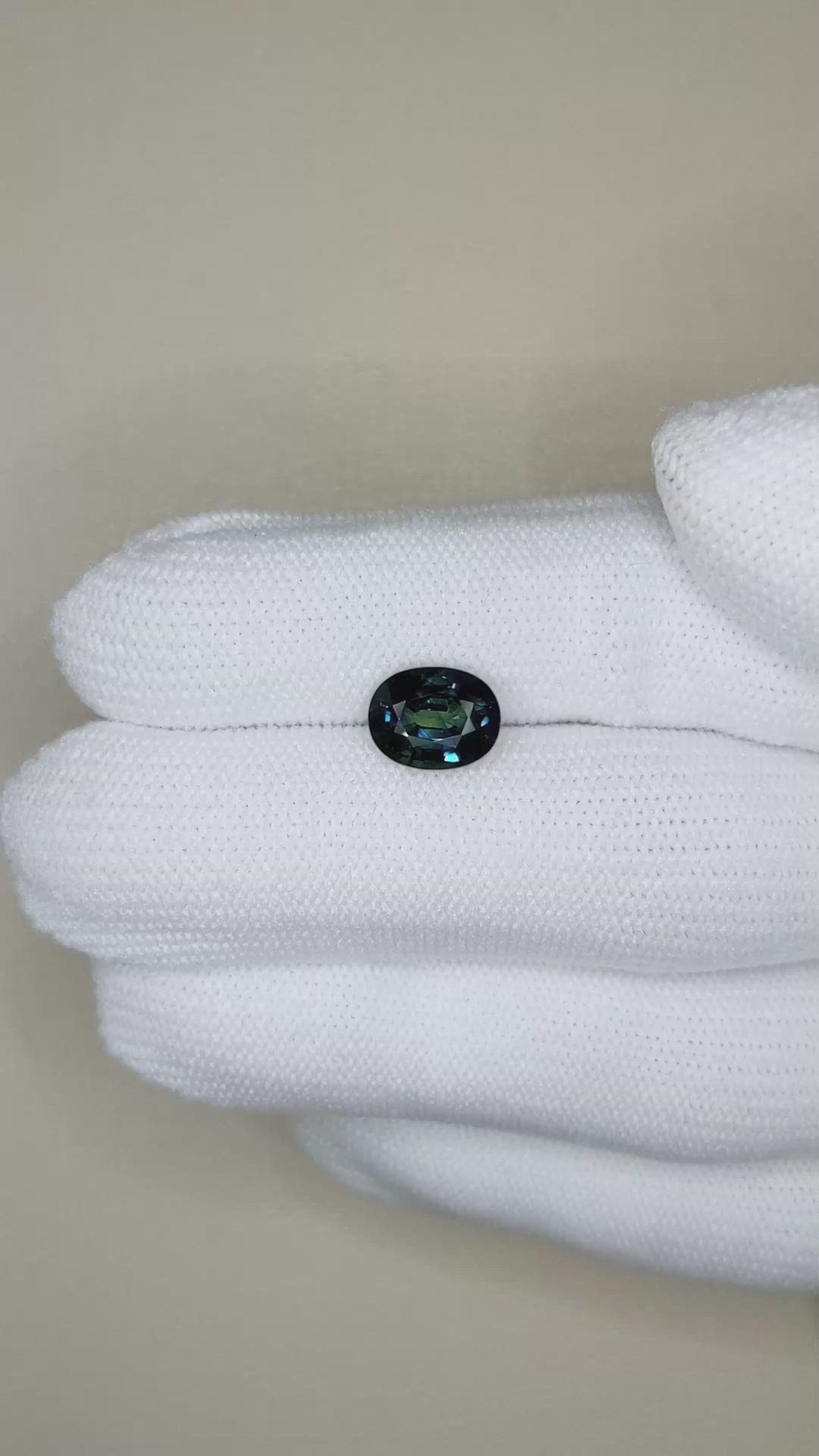 2.58 Ct. Bluish Green Sapphire from Ceylon (Sri Lanka) Size Video