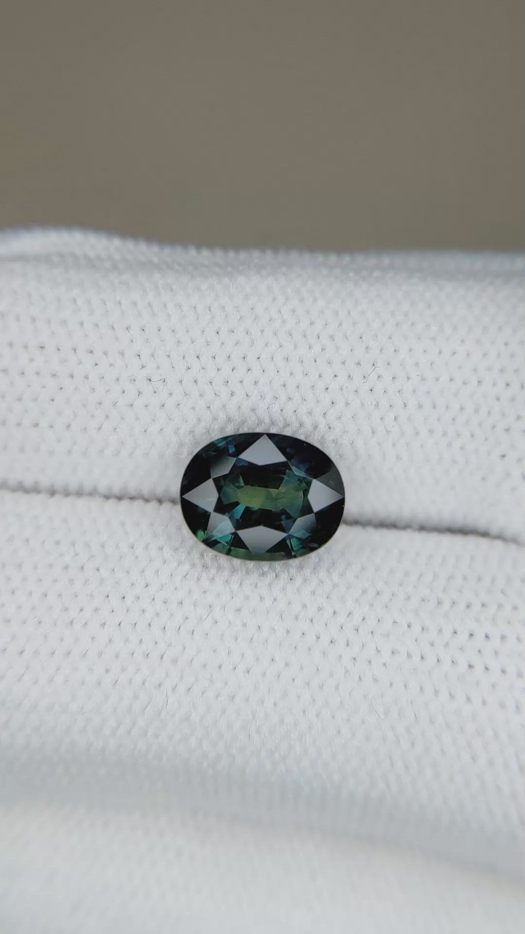 2.58 Ct. Bluish Green Sapphire from Ceylon (Sri Lanka) Size Video
